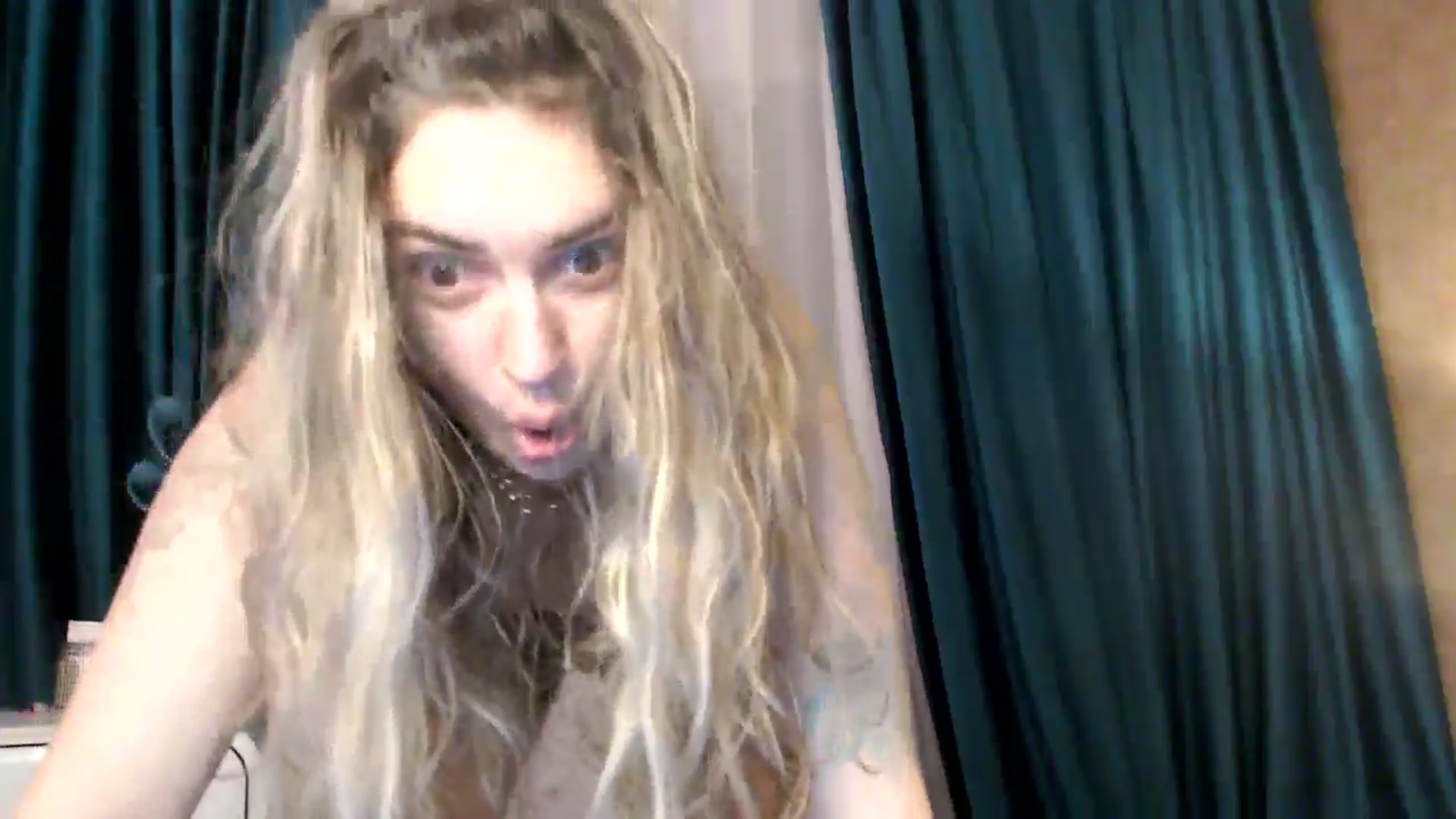 Gallery image thumbnail from MissDivinna's myfreecams stream on, 03/27/2026, 01:17 image 20 of 20