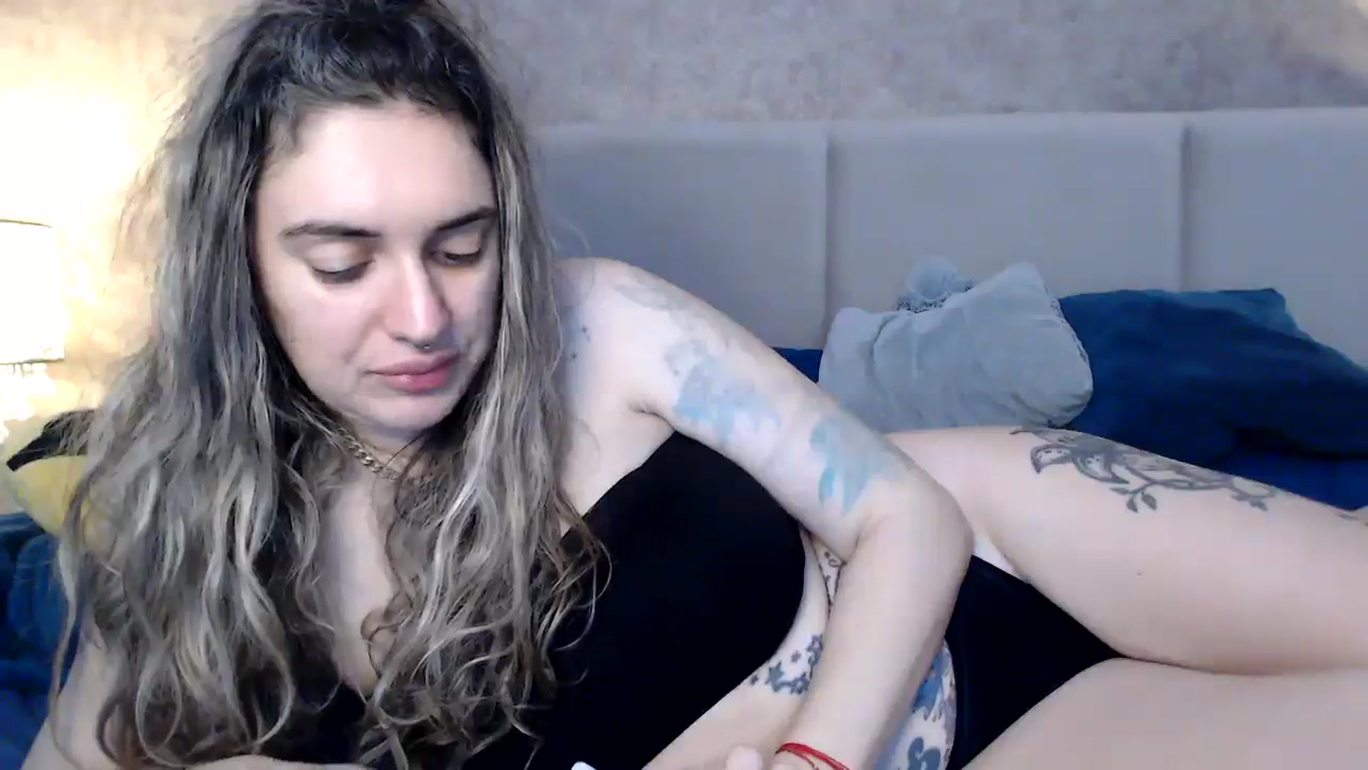 Gallery image thumbnail from MissDivinna's myfreecams stream on, 03/28/2026, 01:05 image 5 of 20