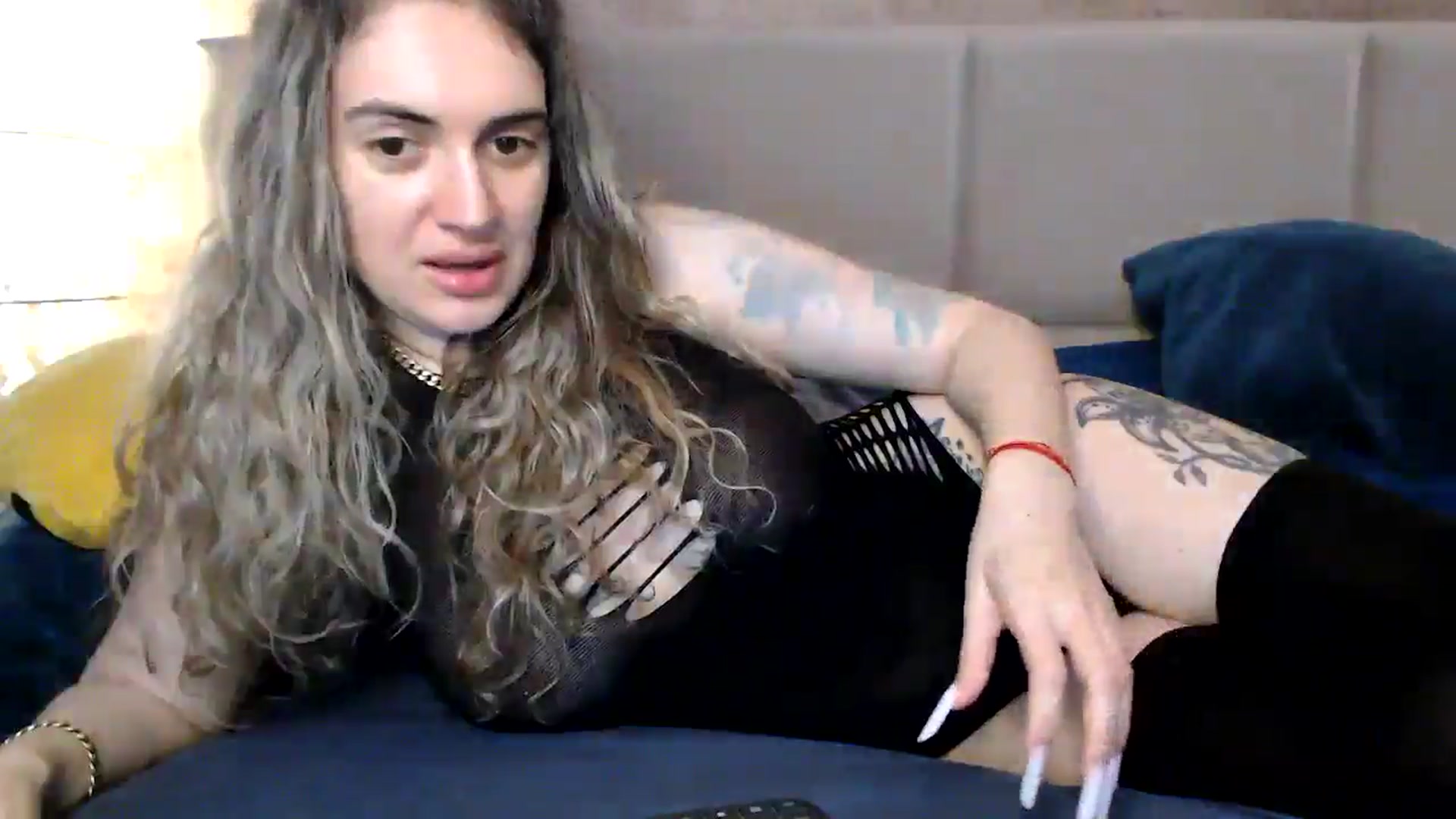 Gallery image thumbnail from MissDivinna's myfreecams stream on, 04/02/2026, 19:09 image 9 of 20