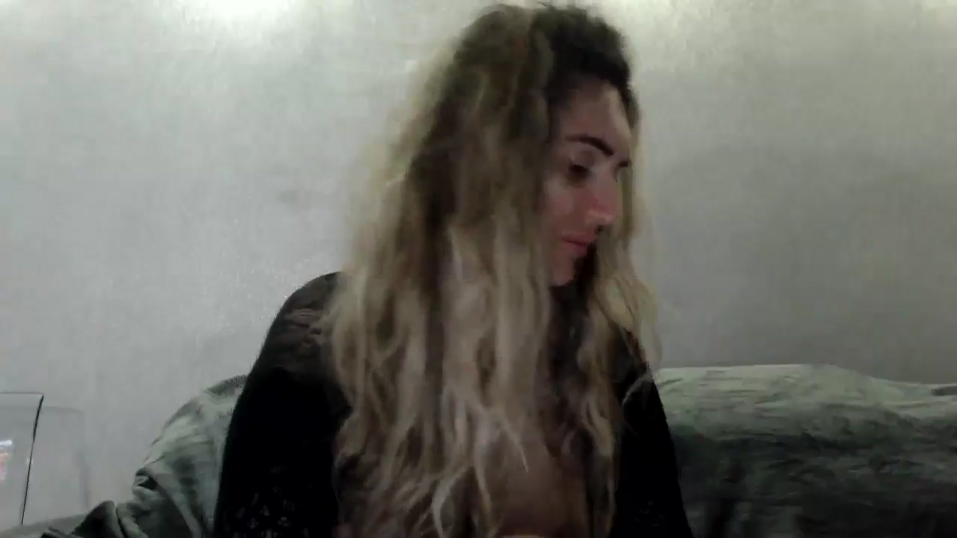 Gallery image thumbnail from MissDivinna's myfreecams stream on, 04/13/2026, 21:59 image 20 of 20