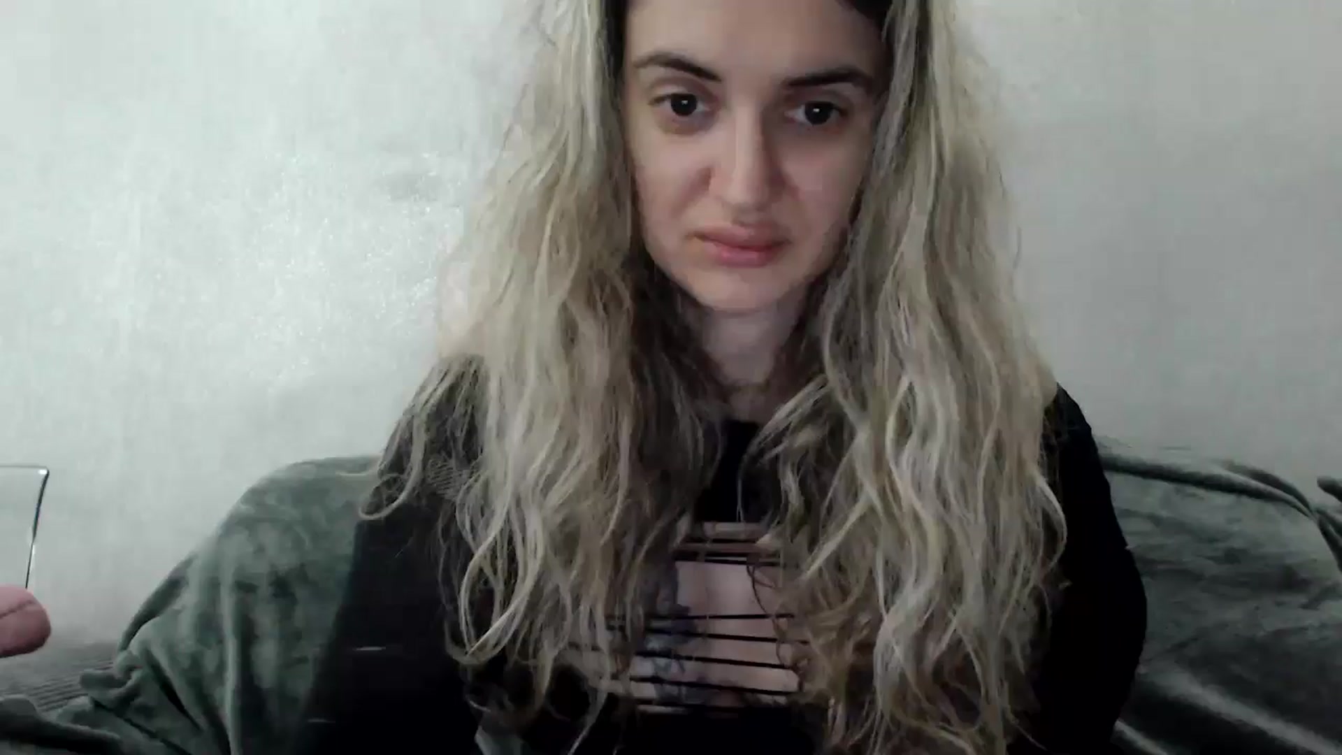 Gallery image thumbnail from MissDivinna's myfreecams stream on, 04/15/2026, 22:45 image 20 of 20