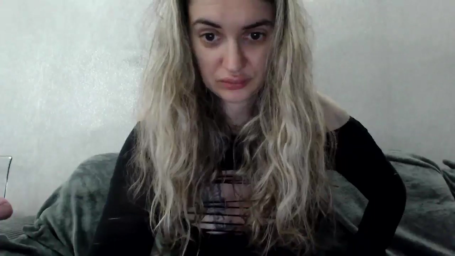 Gallery image thumbnail from MissDivinna's myfreecams stream on, 04/15/2026, 22:45 image 19 of 20