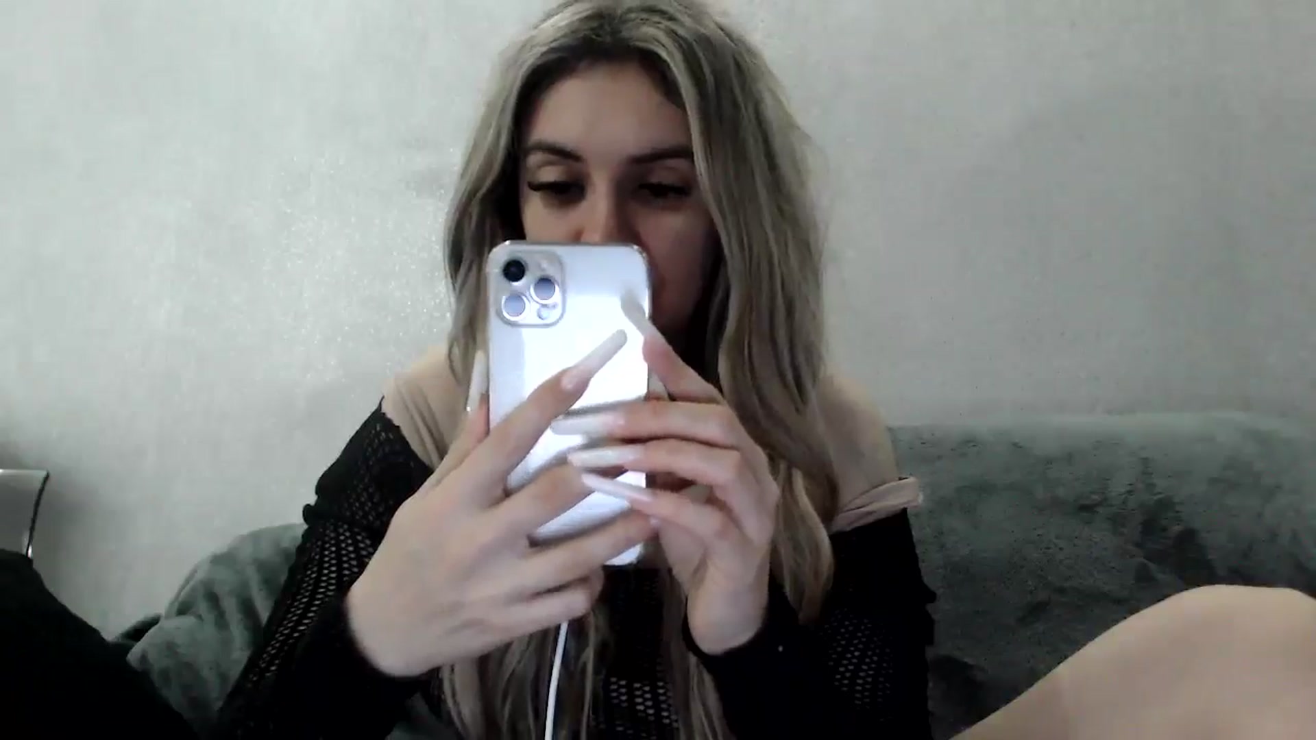 Gallery image thumbnail from MissDivinna's myfreecams stream on, 04/20/2026, 01:20 image 9 of 20