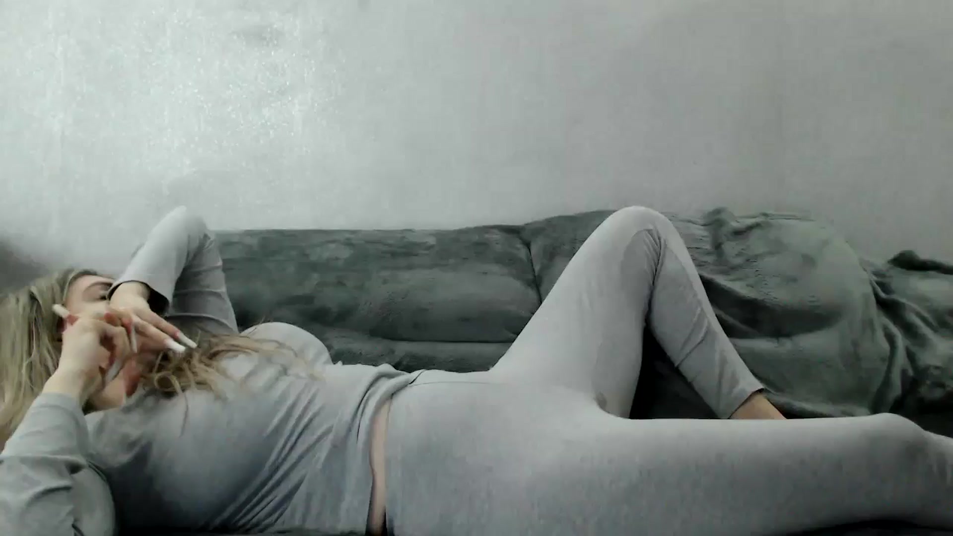 Gallery image thumbnail from MissDivinna's myfreecams stream on, 04/21/2026, 03:17 image 19 of 20