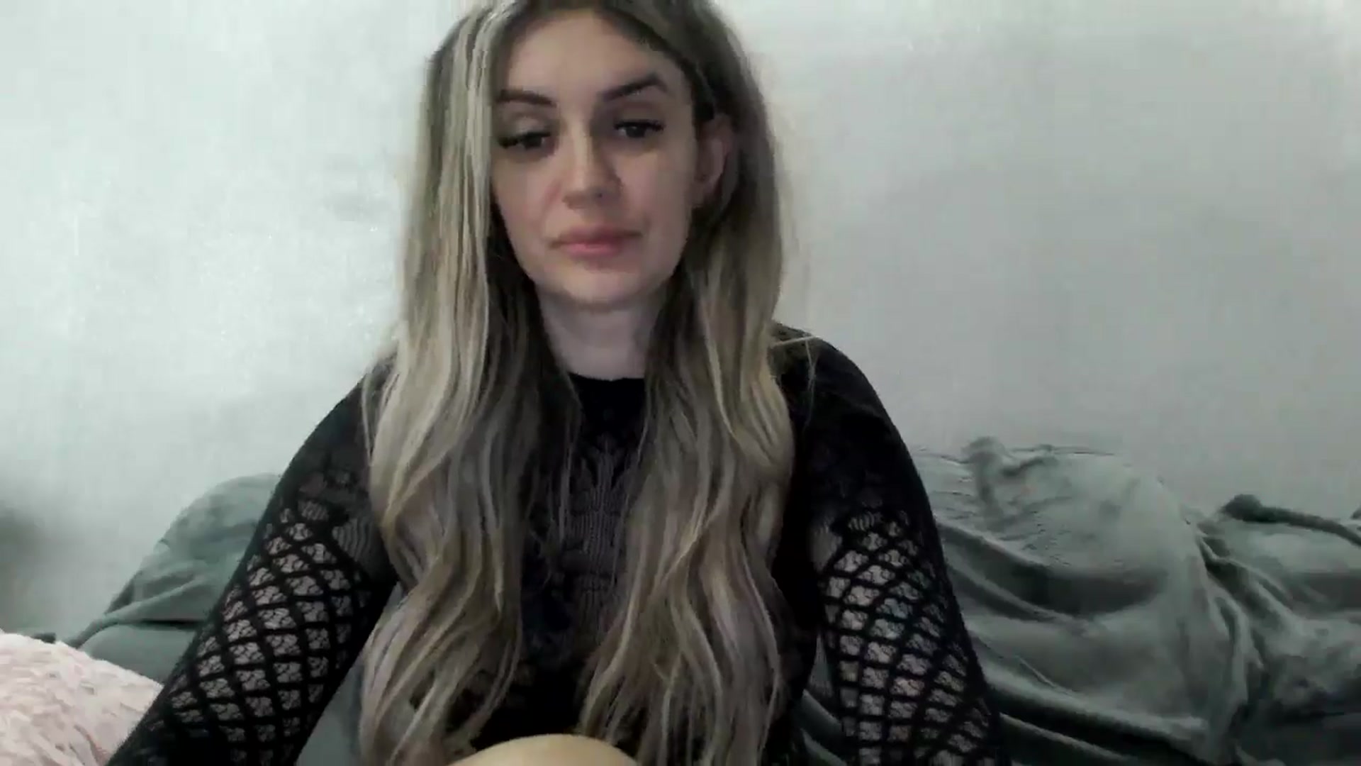 Gallery image thumbnail from MissDivinna's myfreecams stream on, 04/21/2026, 03:17 image 6 of 20
