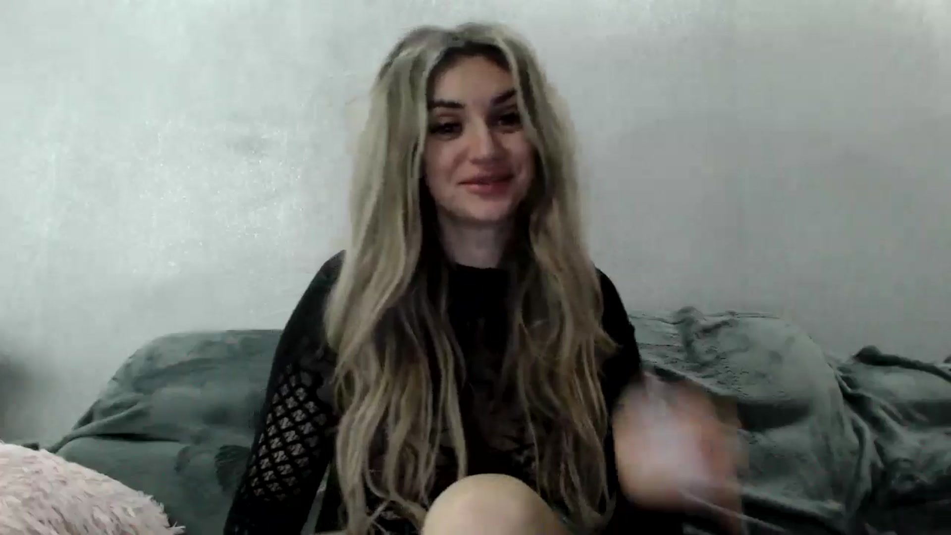 Gallery image thumbnail from MissDivinna's myfreecams stream on, 04/21/2026, 03:17 image 10 of 20