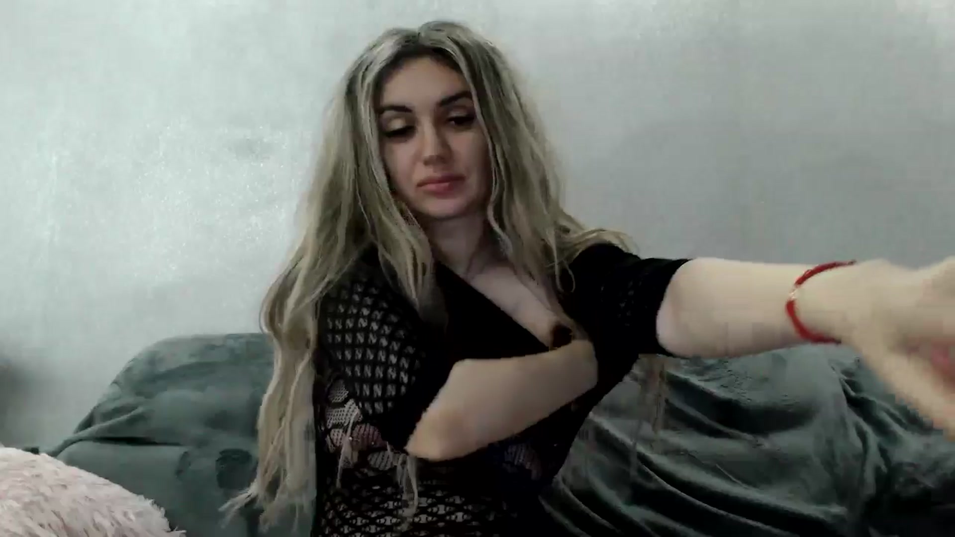 Gallery image thumbnail from MissDivinna's myfreecams stream on, 04/21/2026, 03:17 image 11 of 20