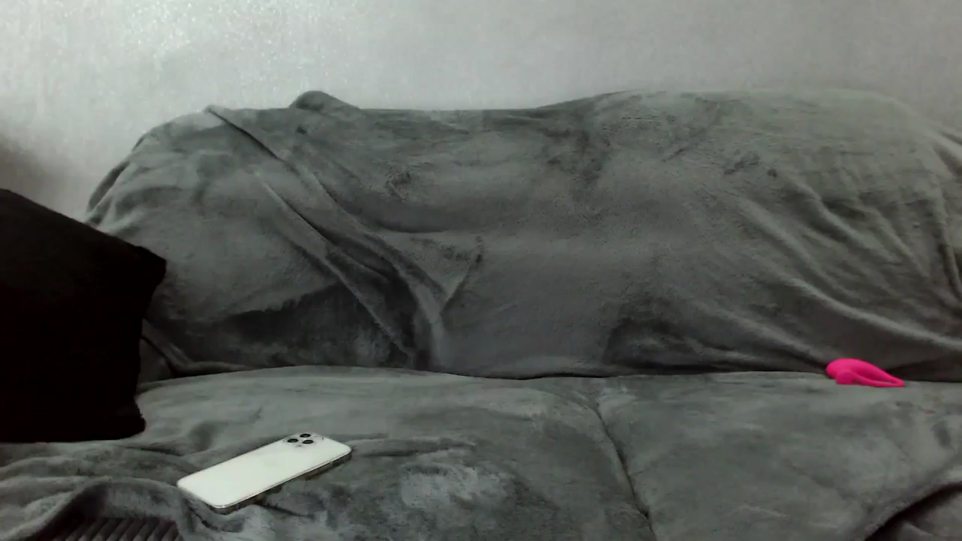 Gallery image thumbnail from MissDivinna's myfreecams stream on, 04/21/2026, 22:32 image 12 of 20
