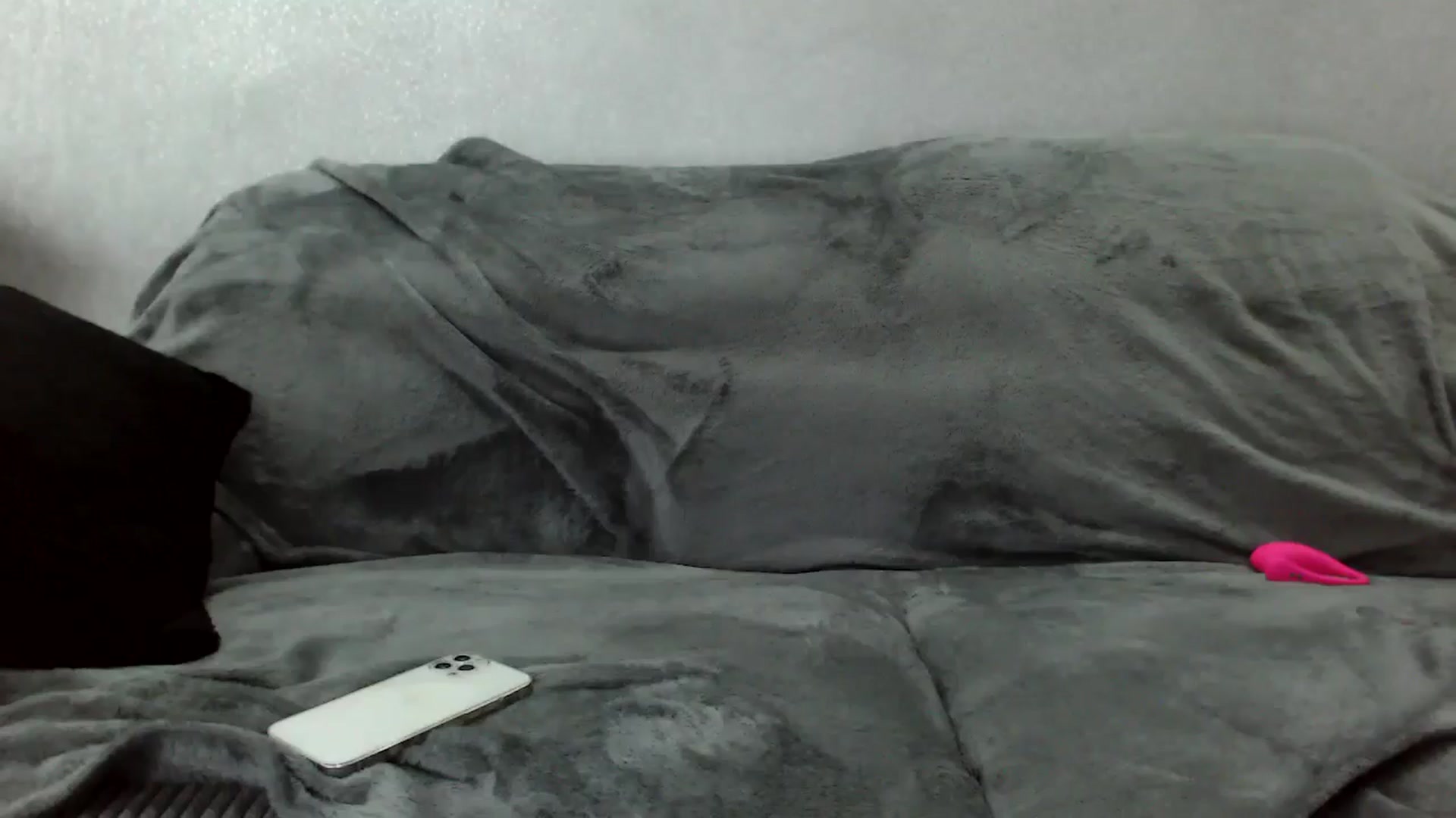 Gallery image thumbnail from MissDivinna's myfreecams stream on, 04/21/2026, 22:32 image 14 of 20