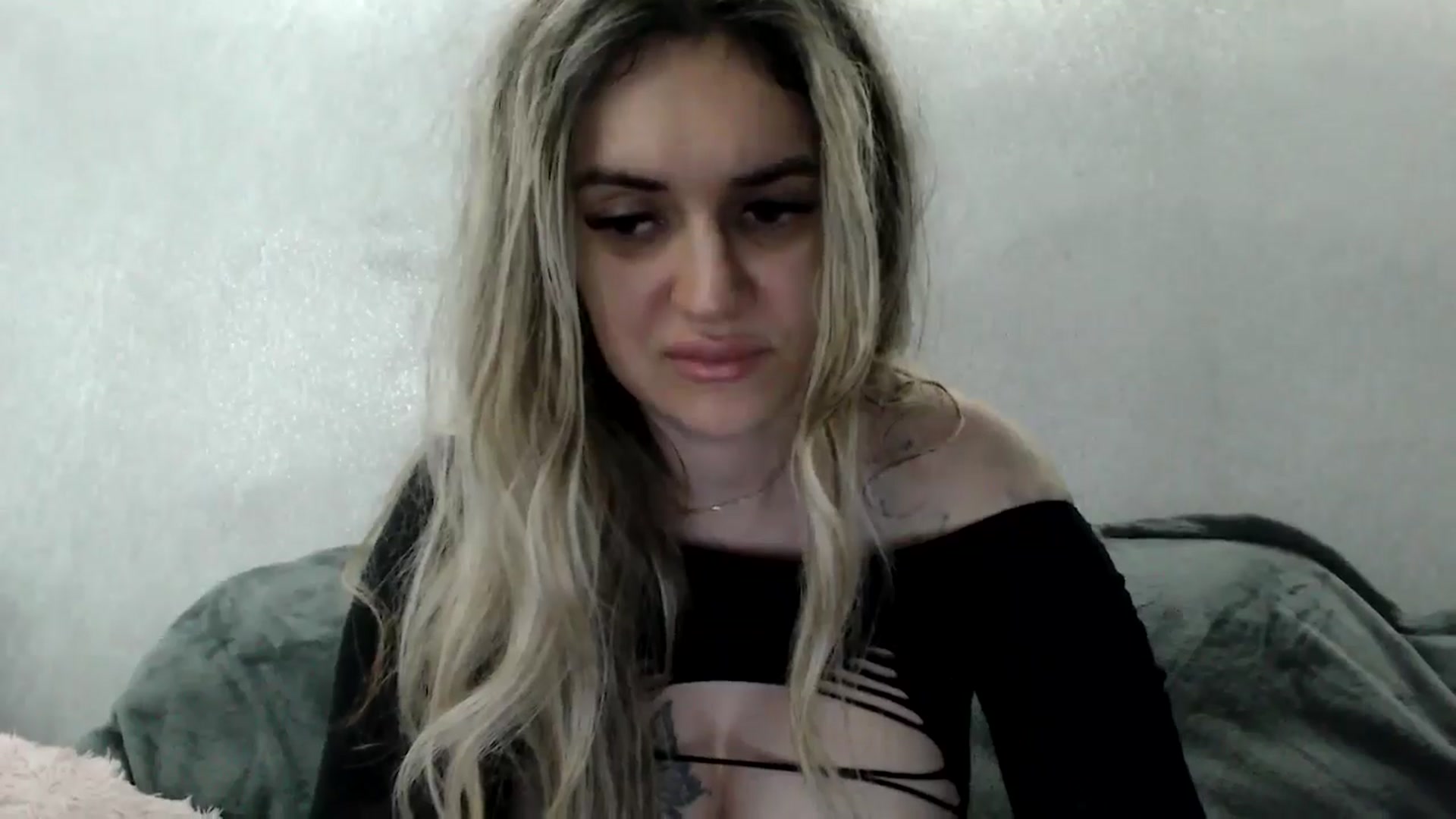 Gallery image thumbnail from MissDivinna's myfreecams stream on, 04/22/2026, 22:45 image 20 of 20