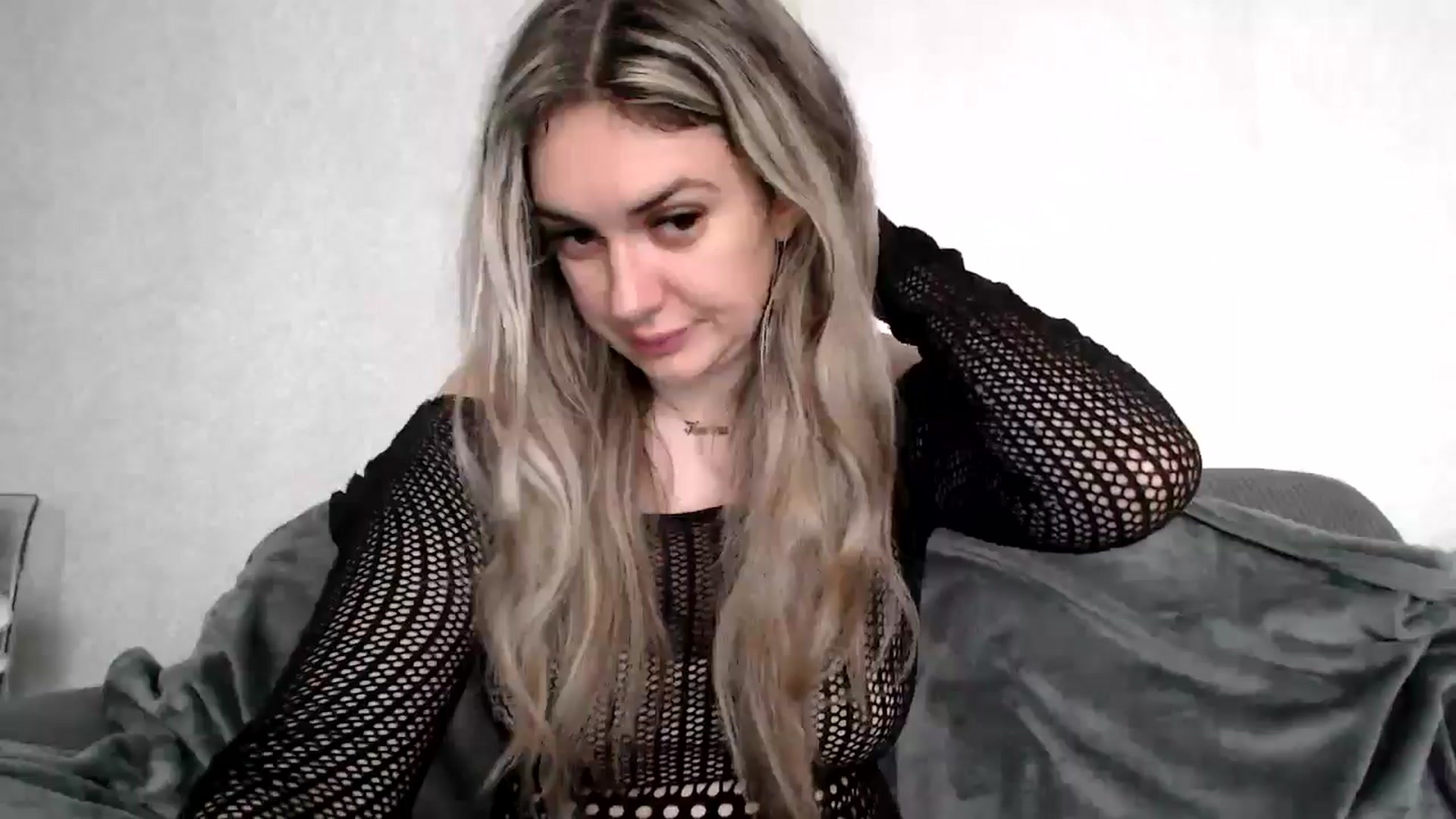 Gallery image thumbnail from MissDivinna's myfreecams stream on, 04/23/2026, 05:46 image 17 of 20