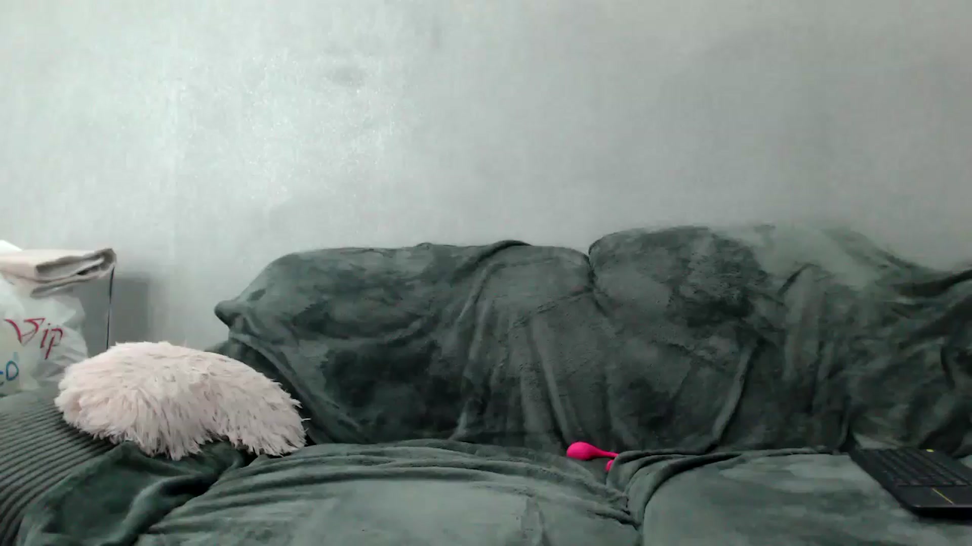 Gallery image thumbnail from MissDivinna's myfreecams stream on, 04/25/2026, 24:01 image 17 of 20