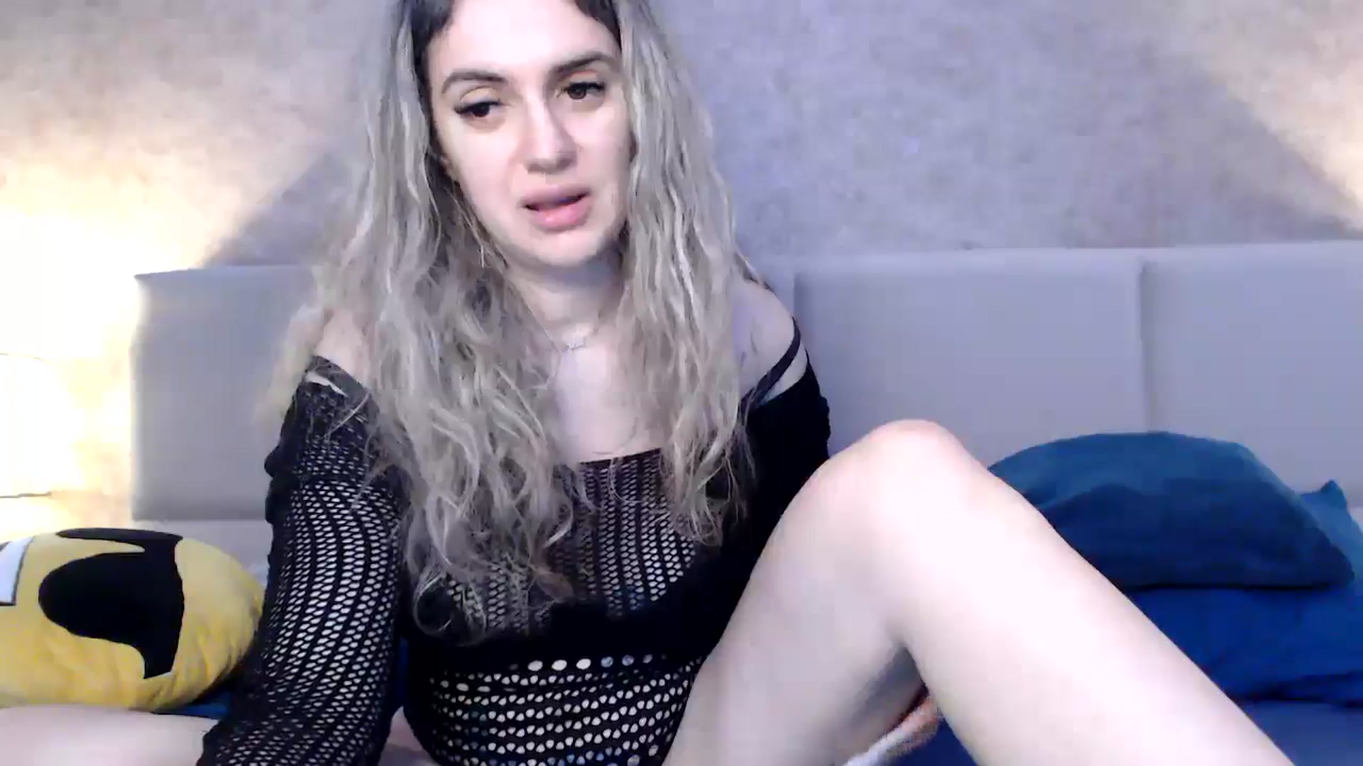 Gallery image thumbnail from MissDivinna's myfreecams stream on, 04/27/2026, 24:50 image 15 of 20