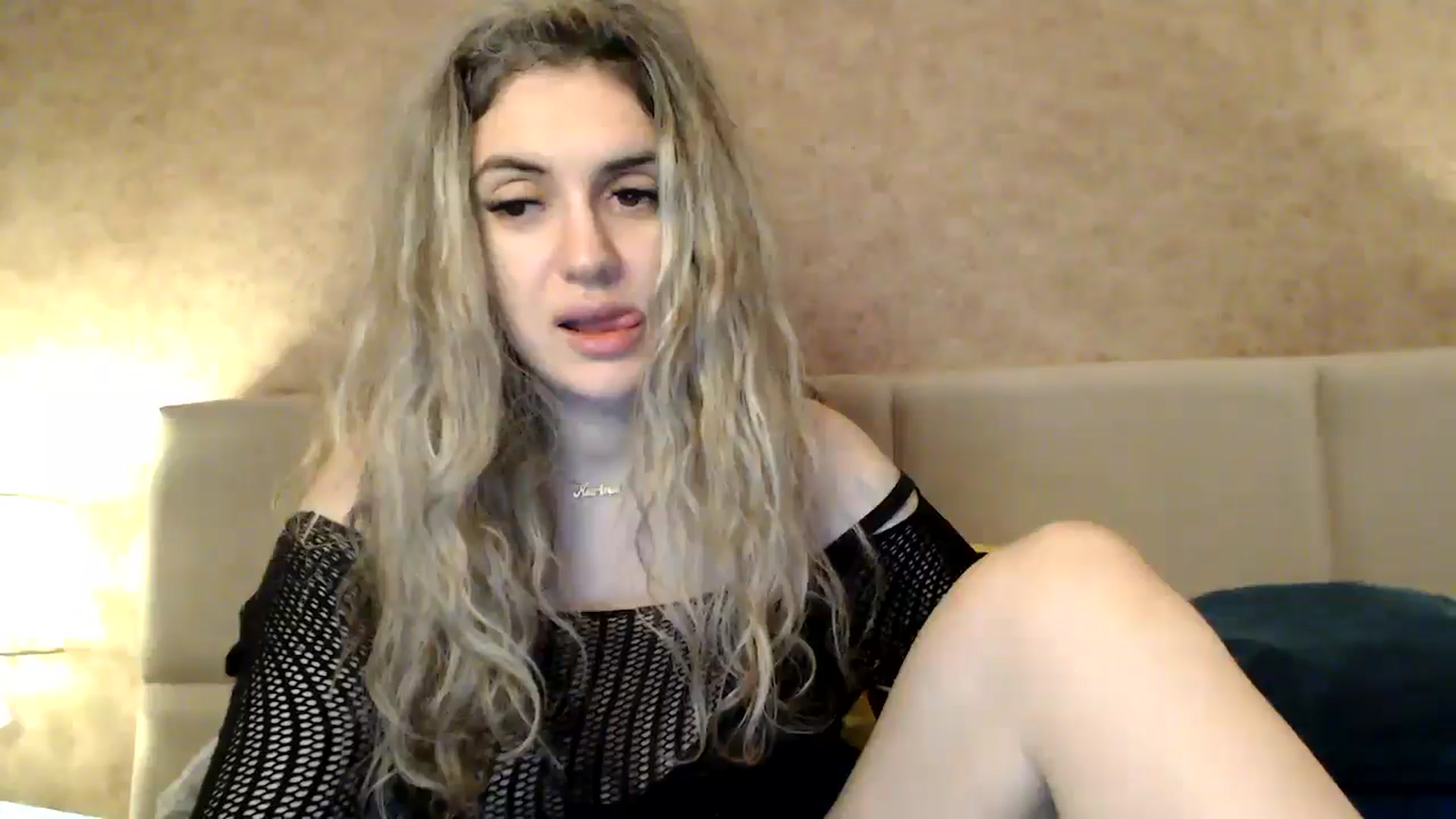 Gallery image thumbnail from MissDivinna's myfreecams stream on, 04/27/2026, 01:21 image 18 of 20