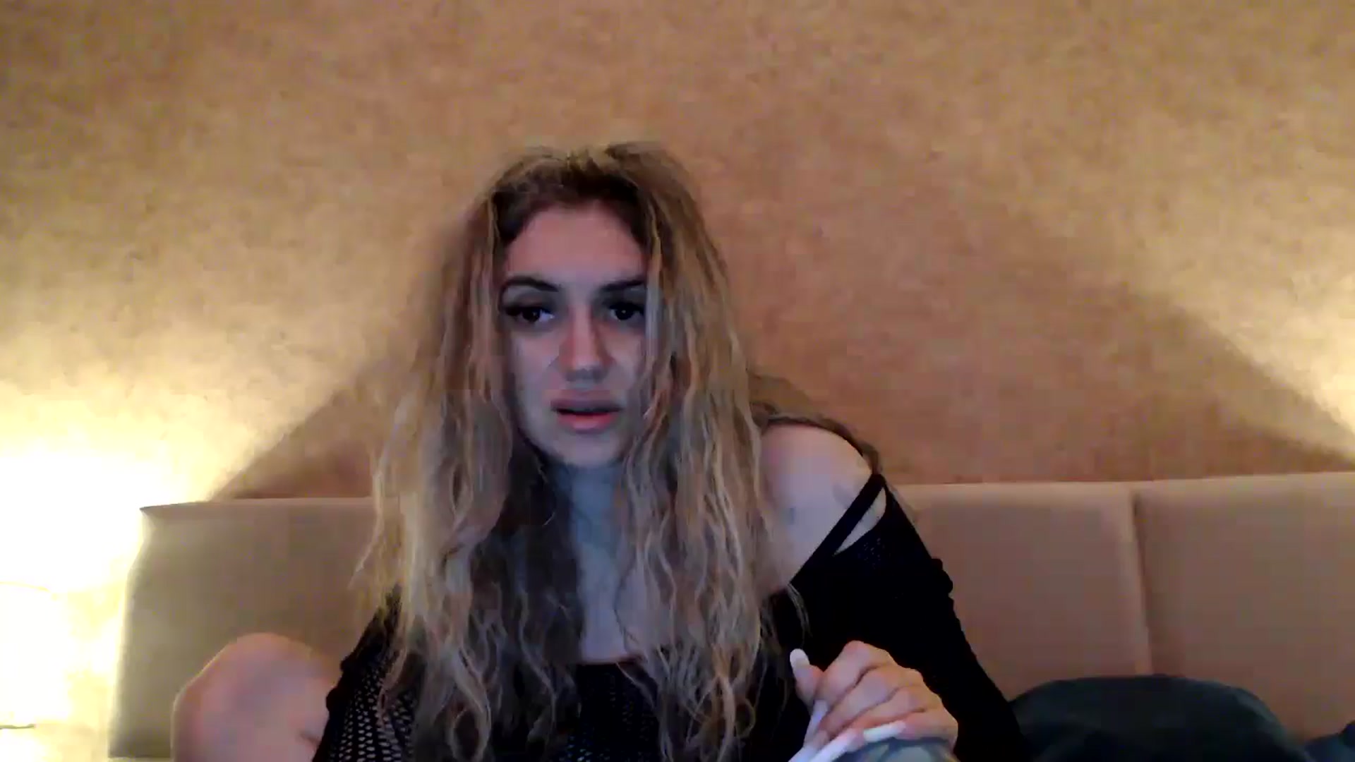 Gallery image thumbnail from MissDivinna's myfreecams stream on, 04/27/2026, 01:21 image 19 of 20