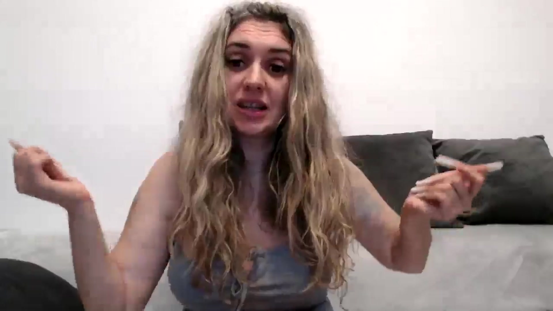 Gallery image thumbnail from MissDivinna's myfreecams stream on, 04/30/2026, 01:46 image 14 of 20