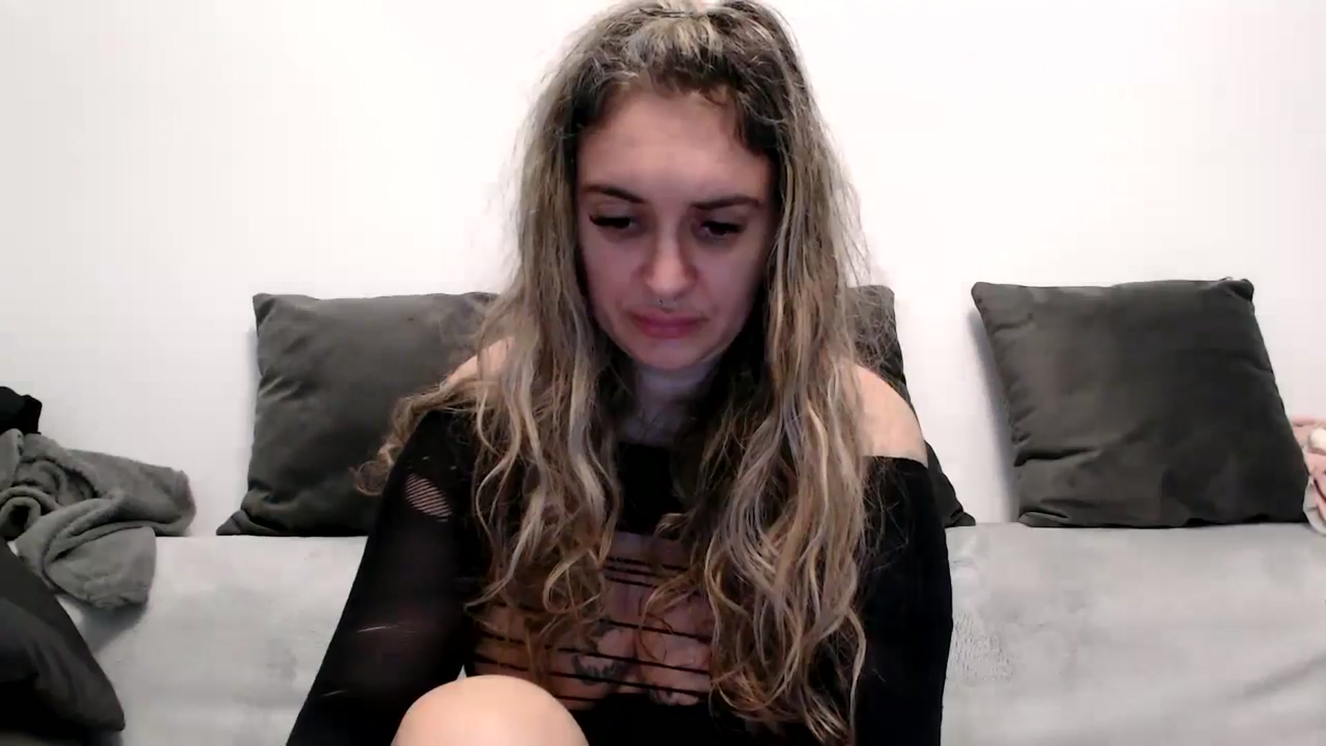 Gallery image thumbnail from MissDivinna's myfreecams stream on, 05/05/2026, 22:21 image 20 of 20