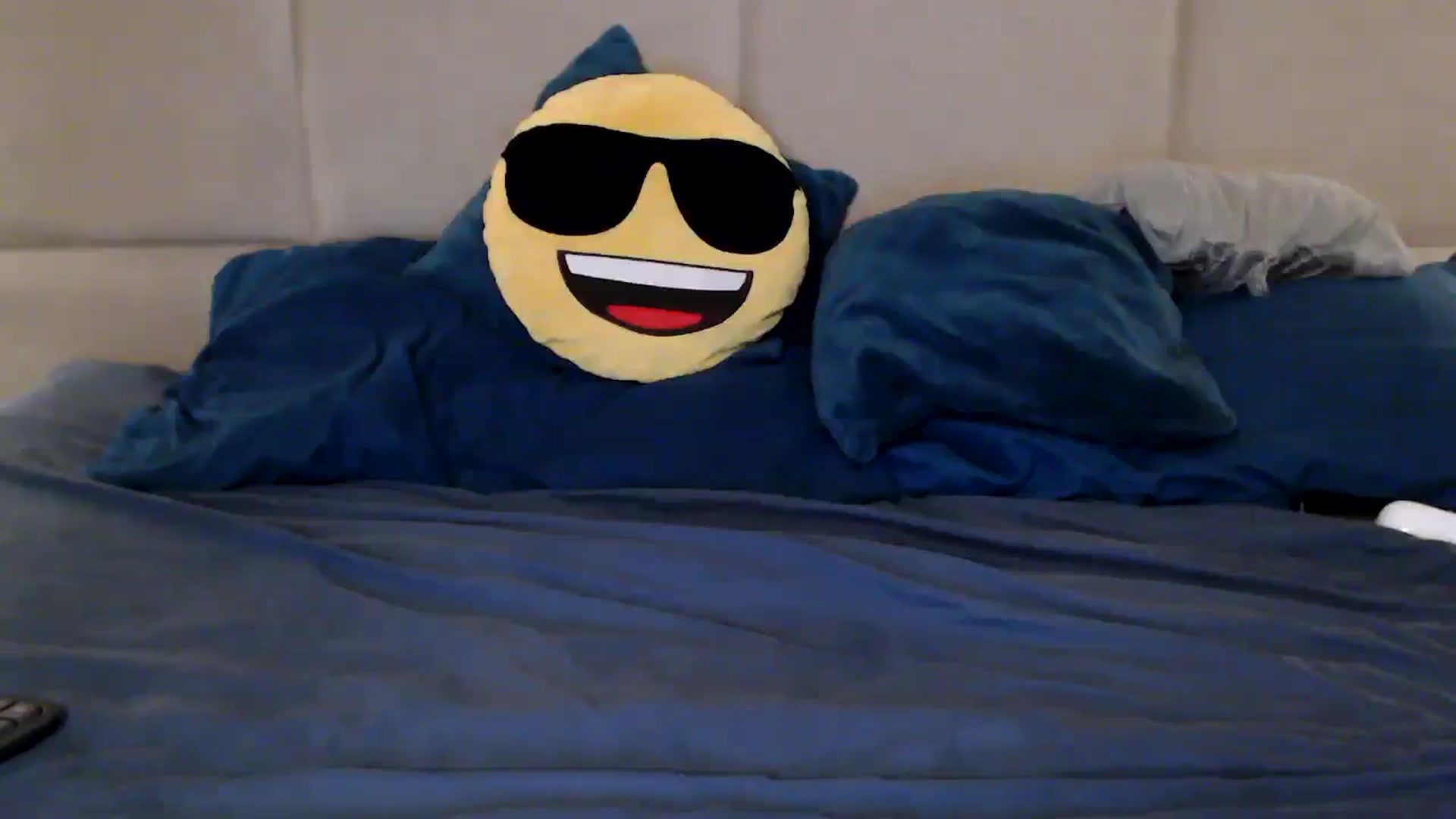 Gallery image thumbnail from MissDivinna's myfreecams stream on, 05/08/2026, 23:24 image 3 of 20