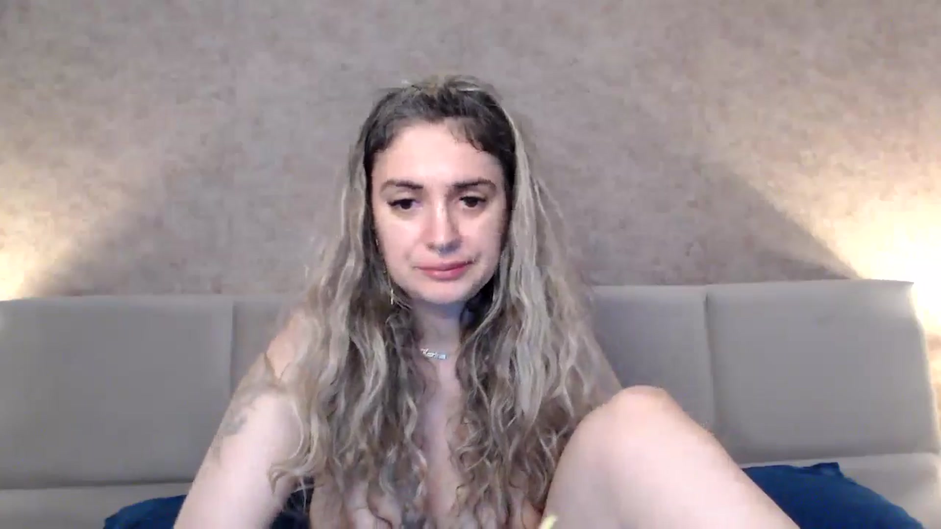 Gallery image thumbnail from MissDivinna's myfreecams stream on, 05/09/2026, 21:41 image 16 of 20
