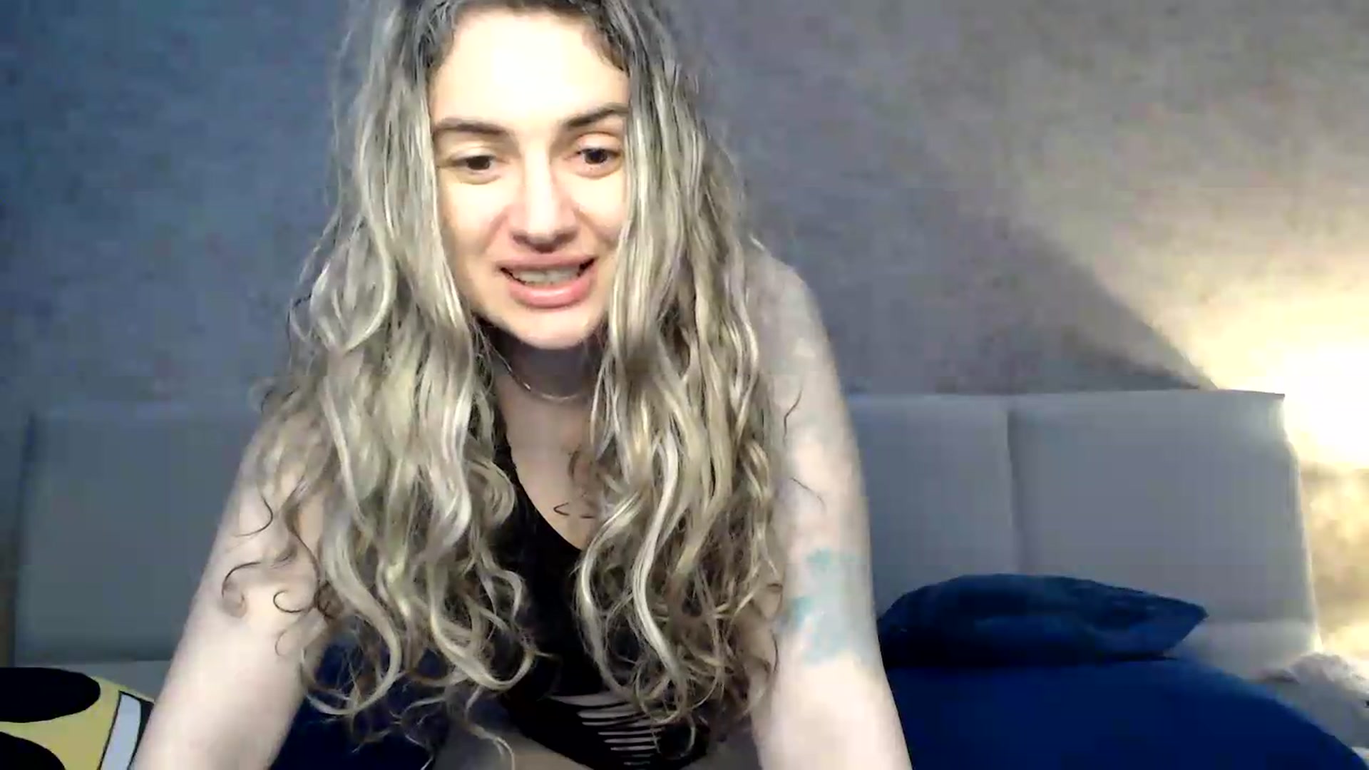 Gallery image thumbnail from MissDivinna's myfreecams stream on, 05/18/2026, 01:37 image 13 of 20