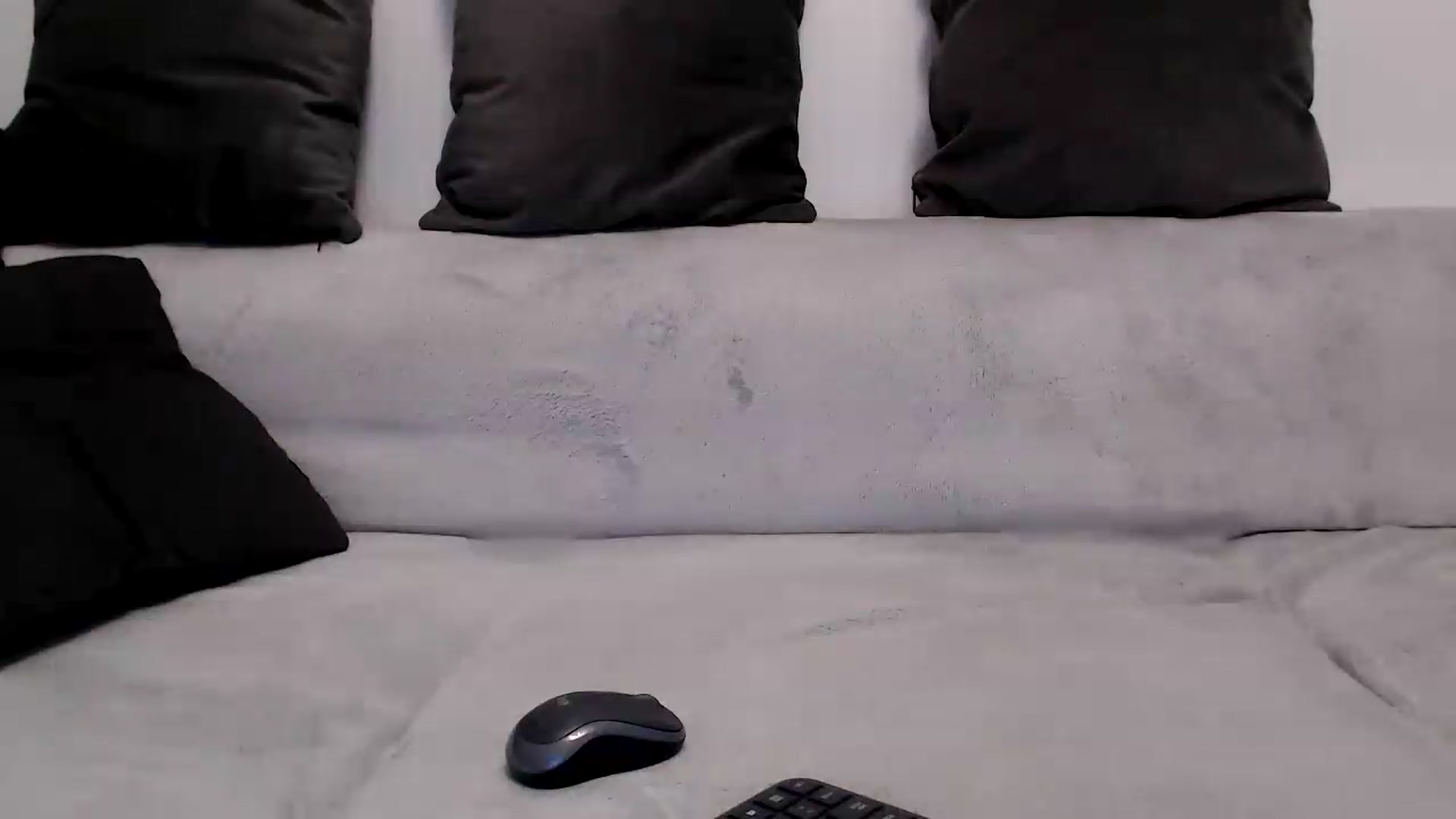 Gallery image thumbnail from MissDivinna's myfreecams stream on, 05/19/2026, 22:18 image 7 of 20