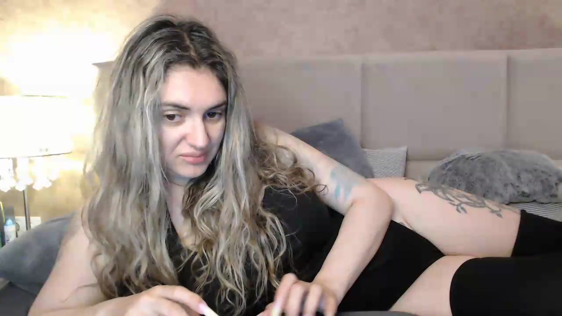 Gallery image thumbnail from MissDivinna's myfreecams stream on, 05/26/2026, 22:54 image 3 of 20