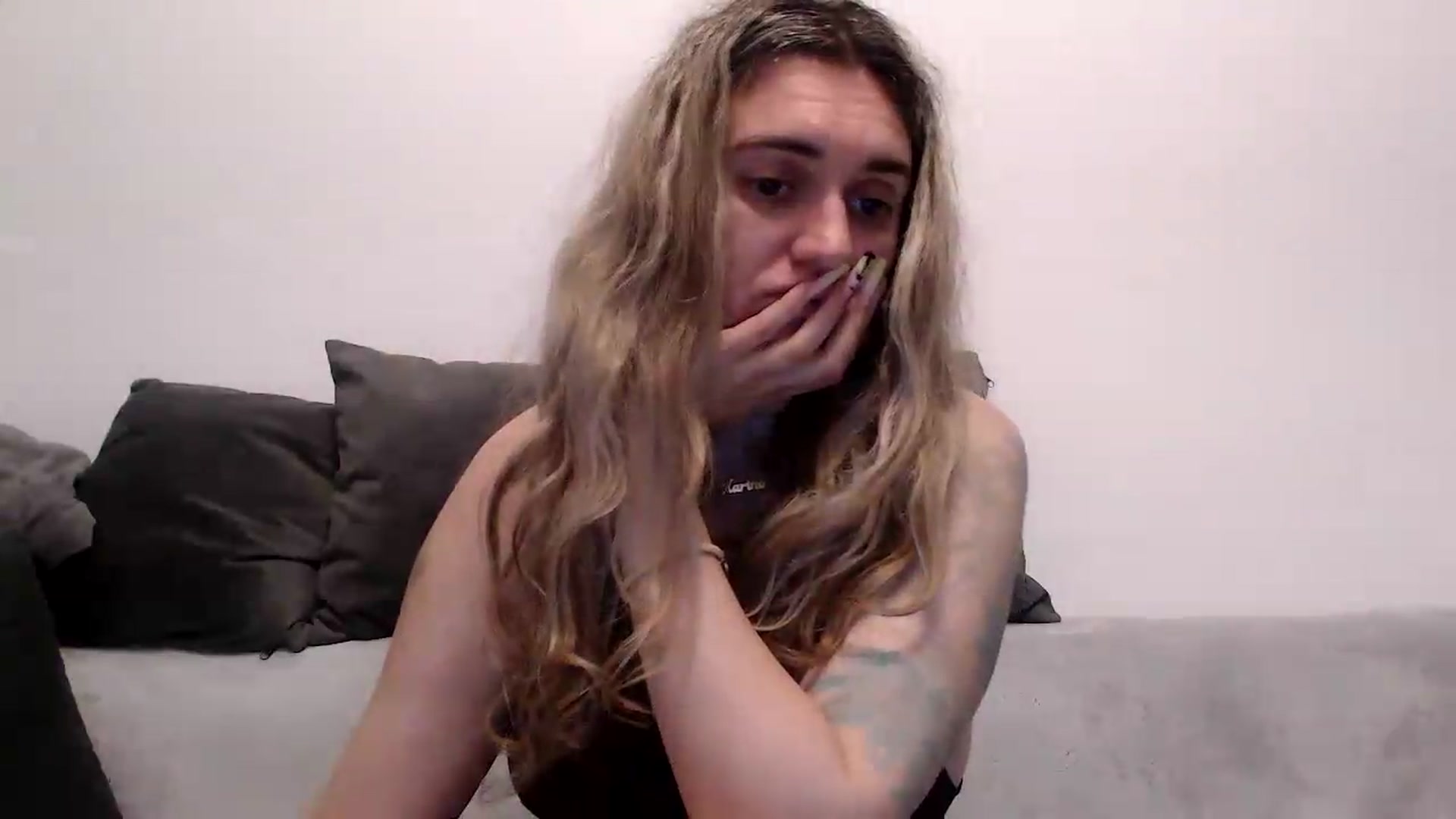 Gallery image thumbnail from MissDivinna's myfreecams stream on, 05/29/2026, 24:27 image 19 of 20