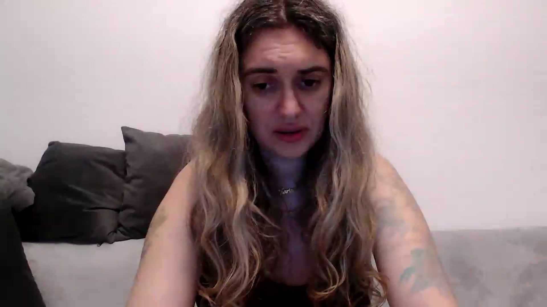 Gallery image thumbnail from MissDivinna's myfreecams stream on, 05/29/2026, 24:27 image 20 of 20