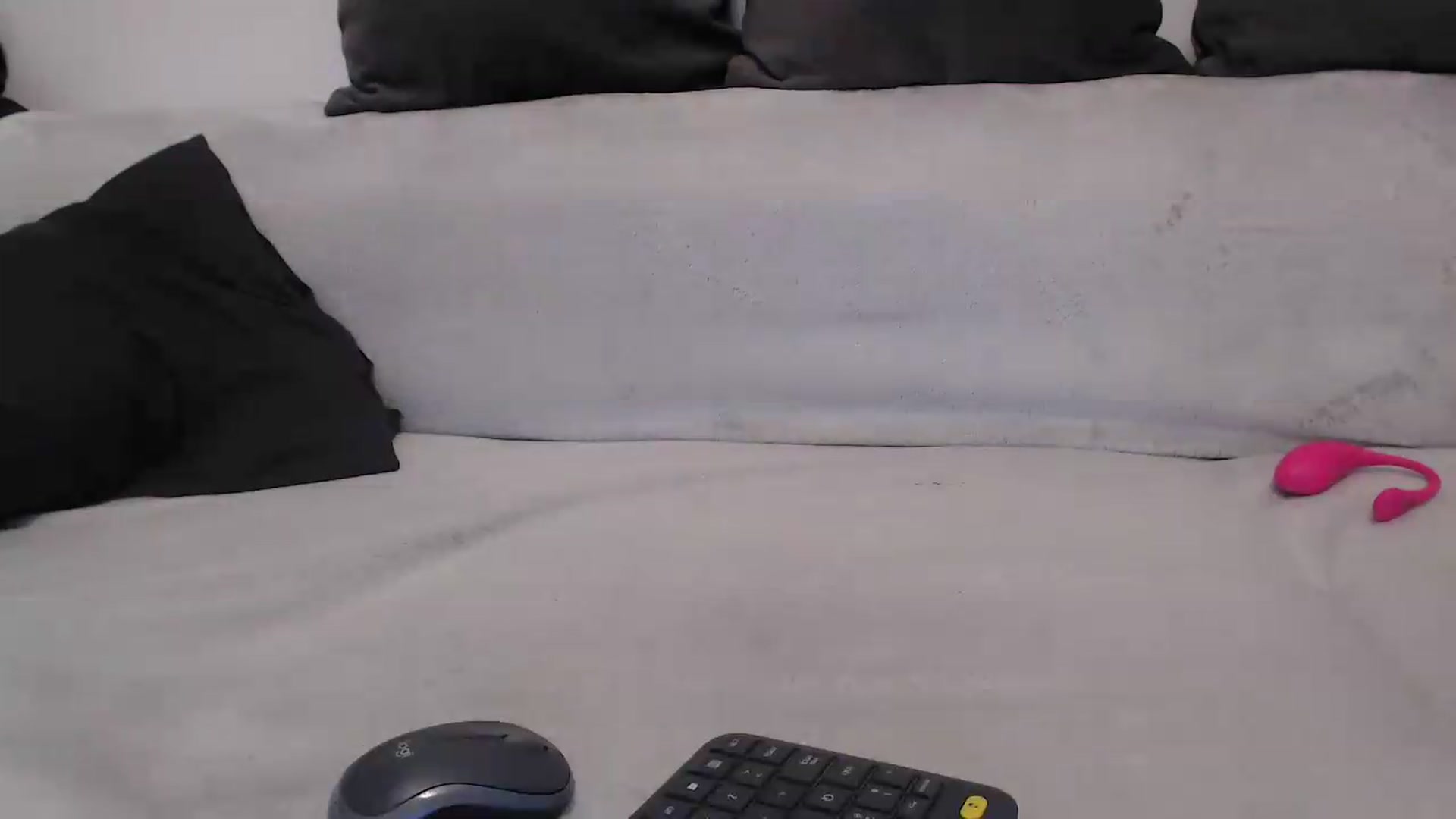 Gallery image thumbnail from MissDivinna's myfreecams stream on, 05/30/2026, 24:55 image 14 of 20