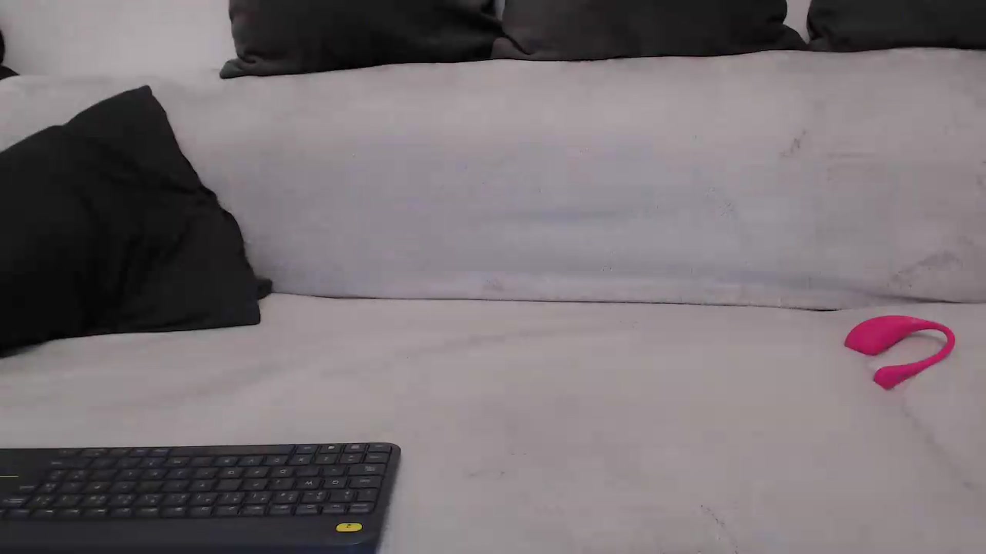 Gallery image thumbnail from MissDivinna's myfreecams stream on, 05/30/2026, 24:55 image 19 of 20