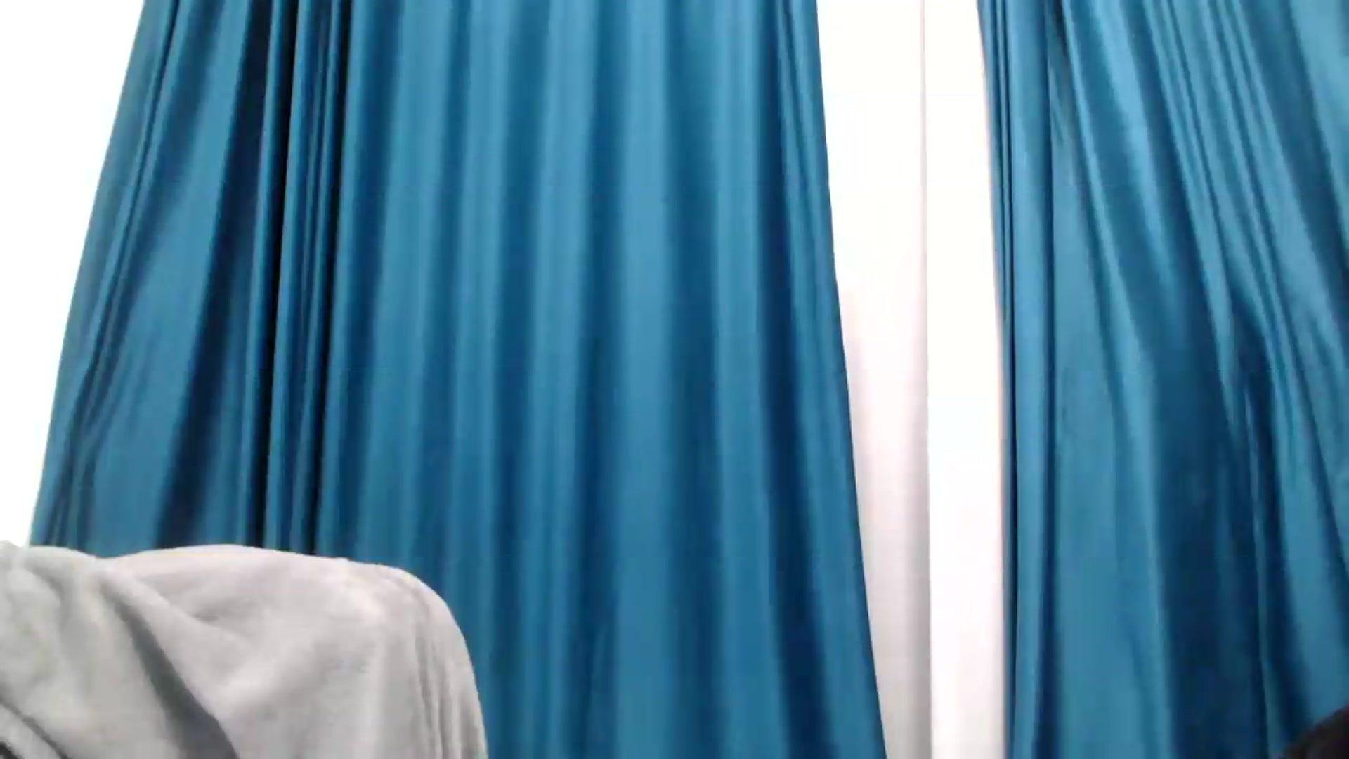 Gallery image thumbnail from MissDivinna's myfreecams stream on, 05/30/2026, 23:51 image 17 of 20