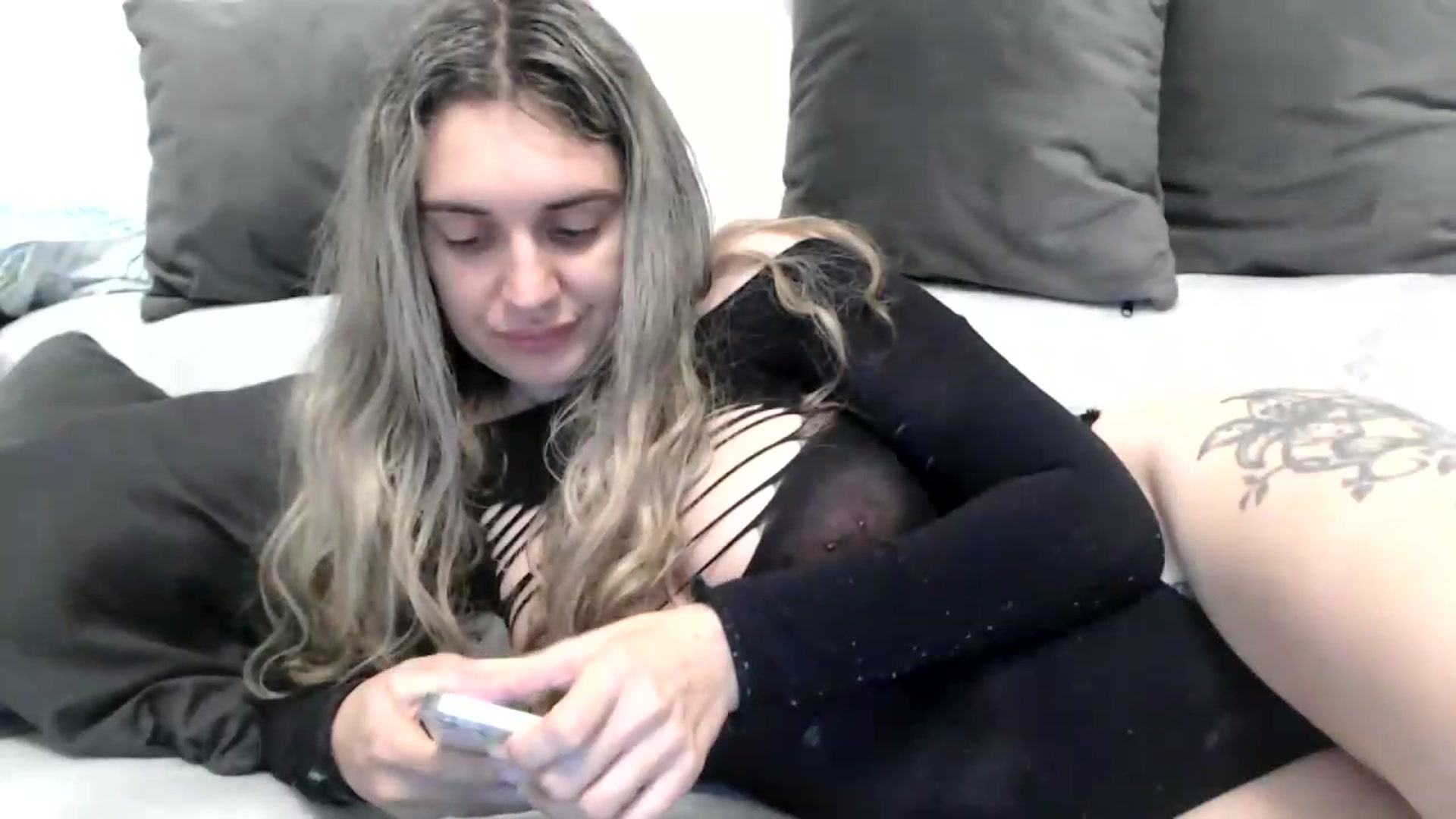 Gallery image thumbnail from MissDivinna's myfreecams stream on, 05/30/2026, 23:51 image 20 of 20