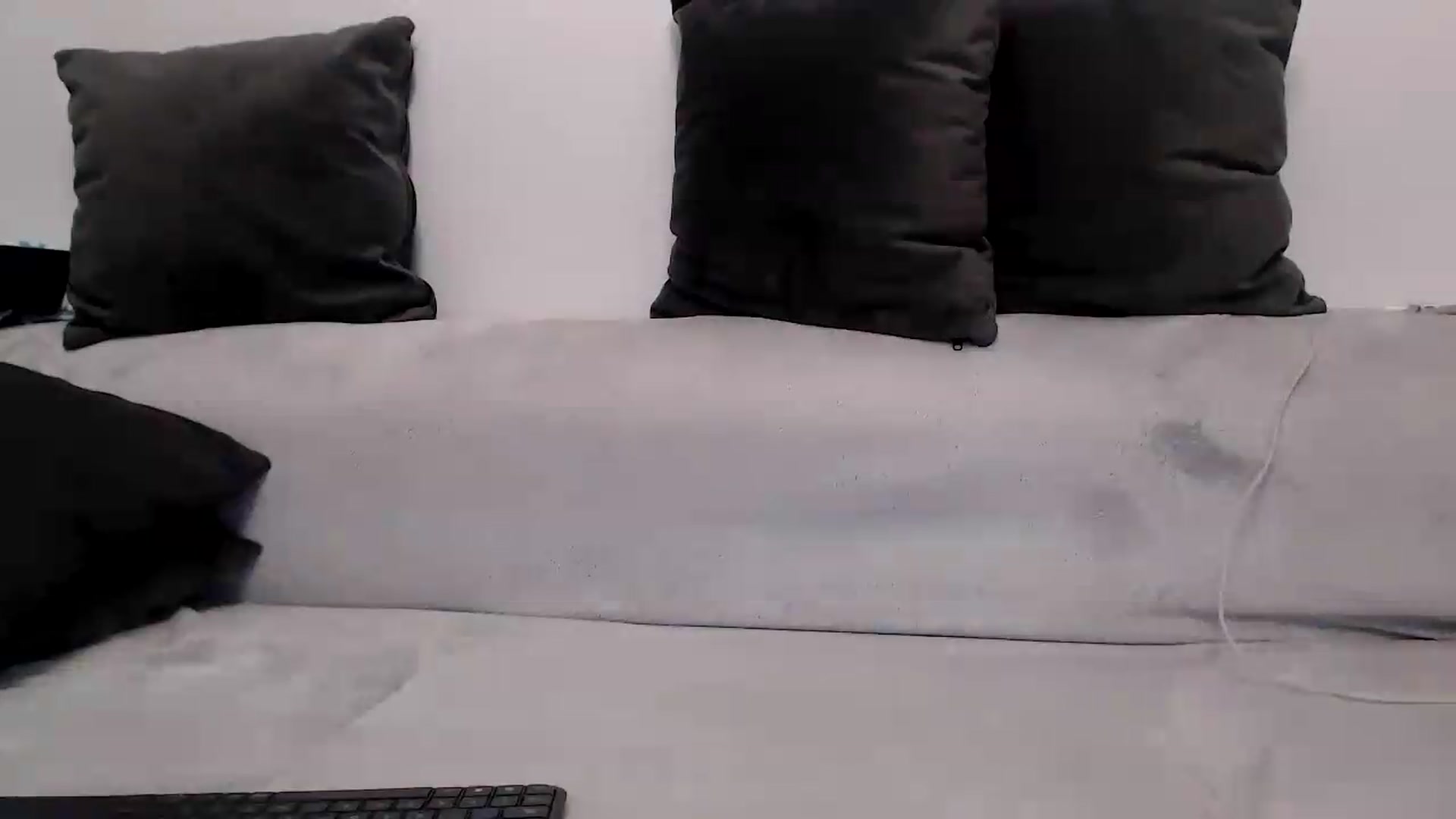 Gallery image thumbnail from MissDivinna's myfreecams stream on, 05/31/2026, 01:46 image 12 of 20