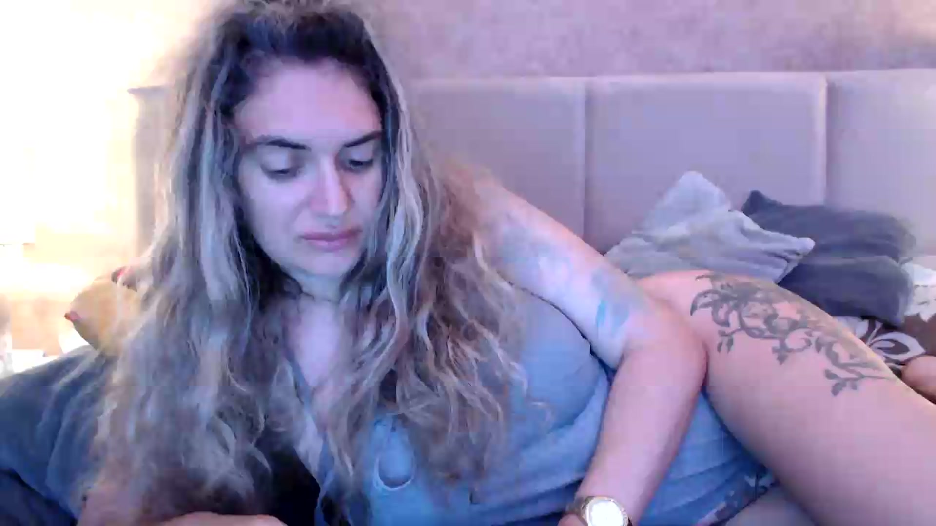 Gallery image thumbnail from MissDivinna's myfreecams stream on, 07/19/2026, 23:04 image 4 of 20