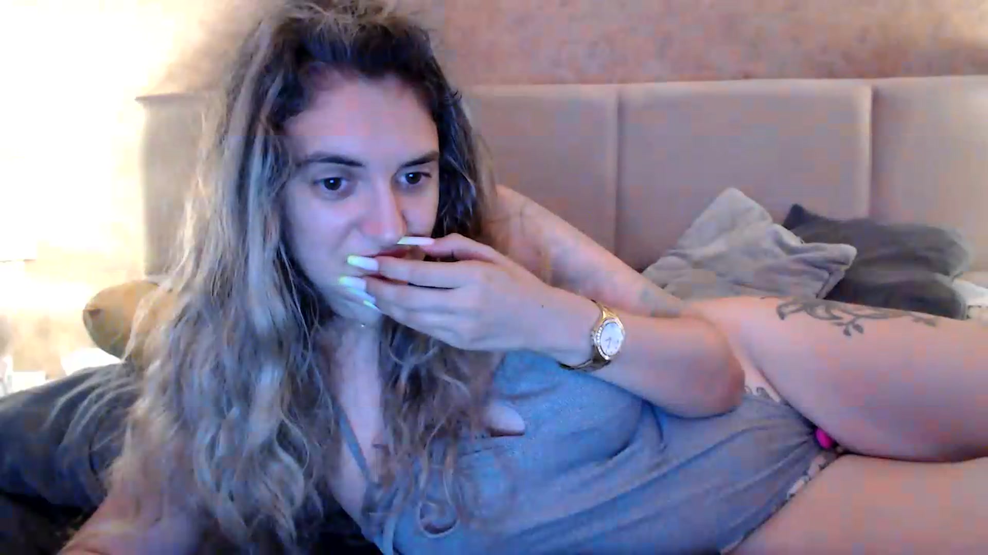 Gallery image thumbnail from MissDivinna's myfreecams stream on, 07/19/2026, 23:04 image 18 of 20
