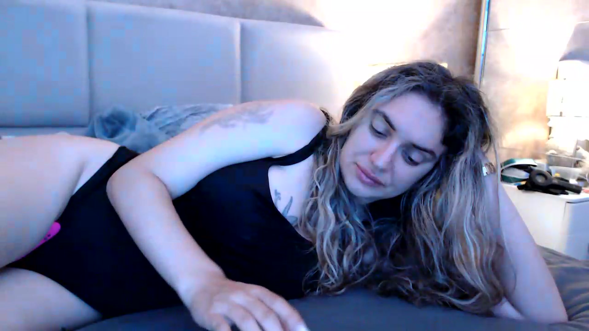 Gallery image thumbnail from MissDivinna's myfreecams stream on, 07/22/2026, 24:20 image 5 of 20