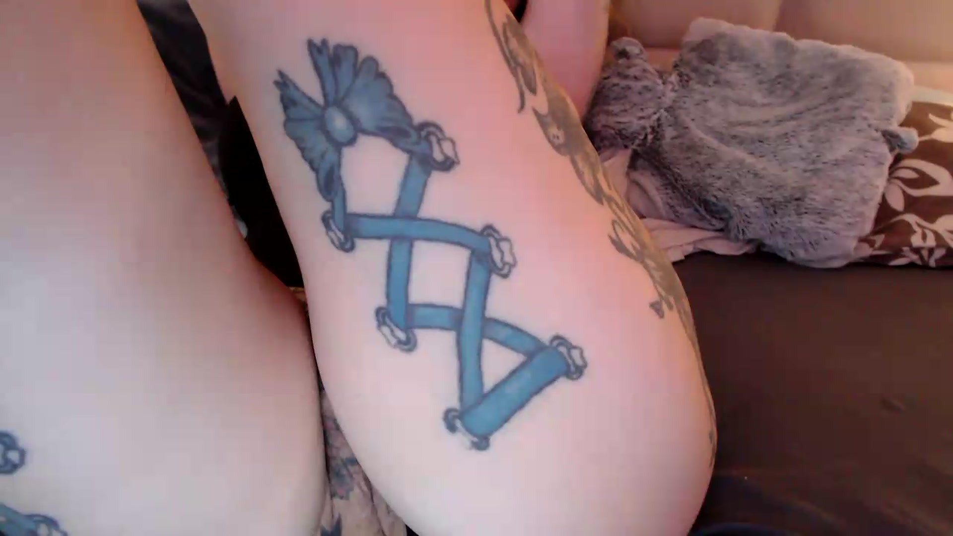 Gallery image thumbnail from MissDivinna's myfreecams stream on, 07/22/2026, 05:46 image 10 of 20