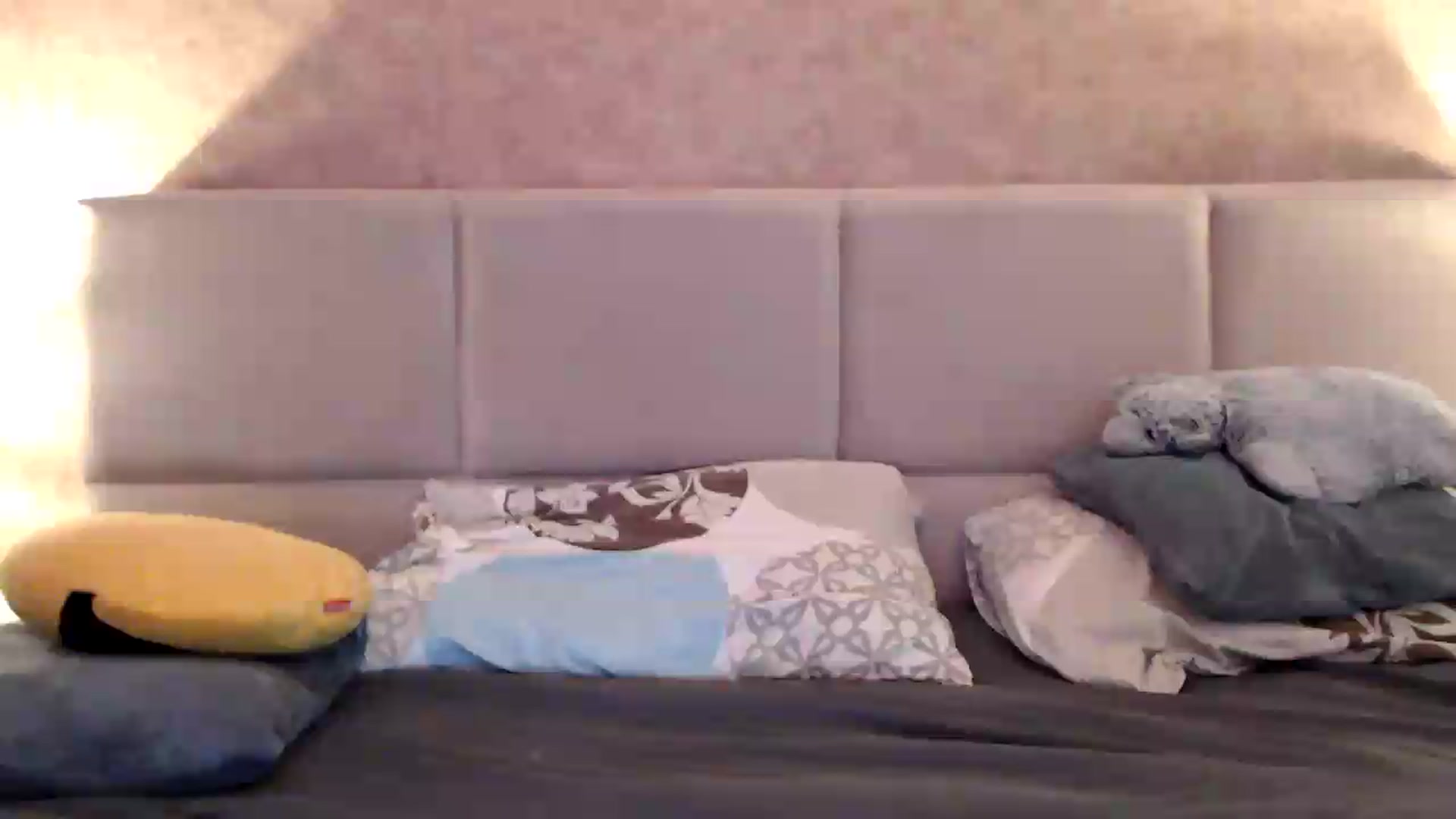 Gallery image thumbnail from MissDivinna's myfreecams stream on, 07/22/2026, 23:57 image 1 of 20