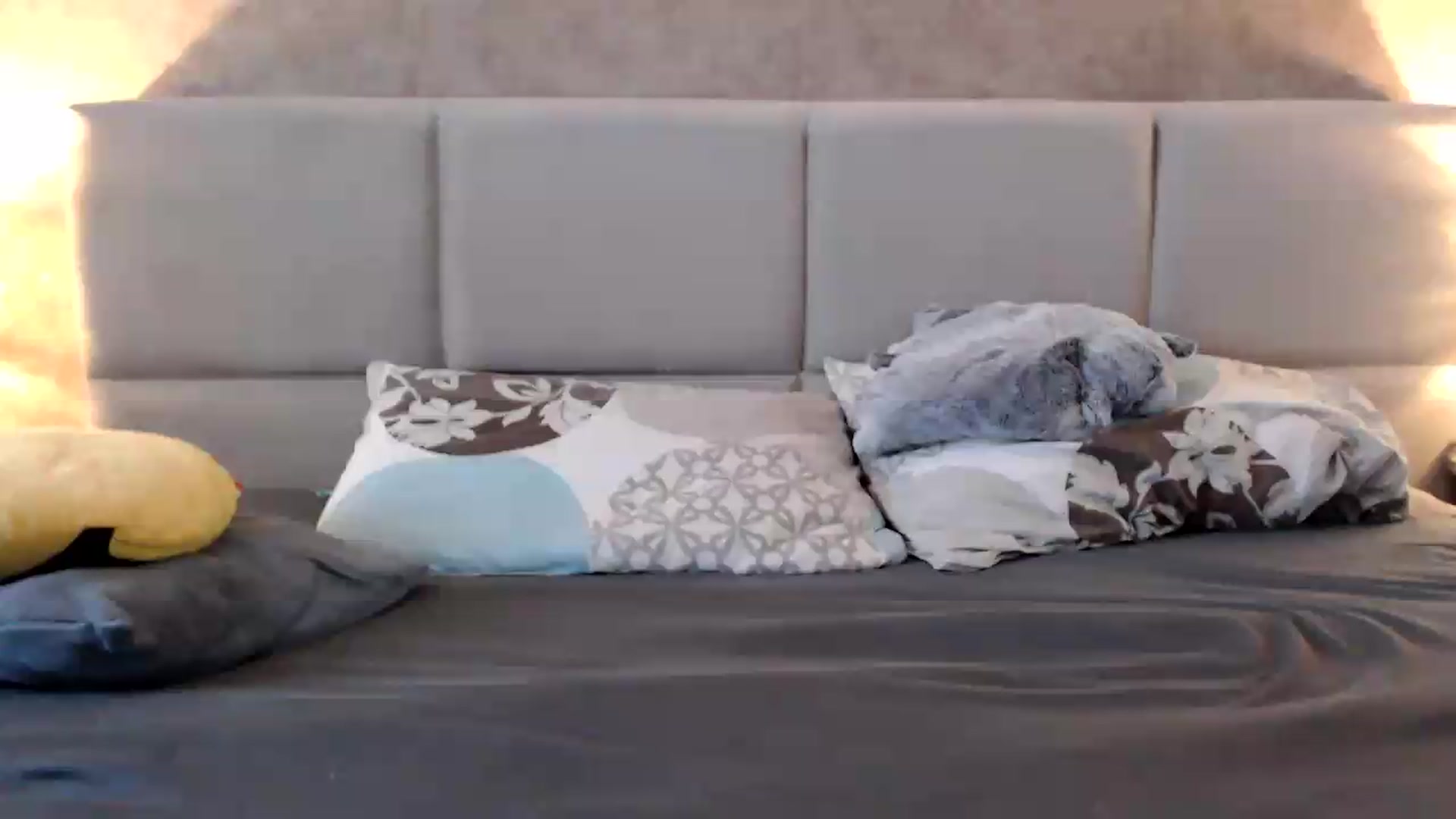 Gallery image thumbnail from MissDivinna's myfreecams stream on, 07/30/2026, 05:22 image 16 of 20