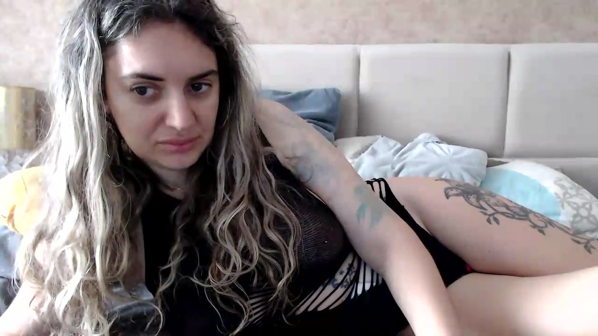 Gallery image thumbnail from MissDivinna's myfreecams stream on, 08/01/2026, 14:00 image 11 of 20