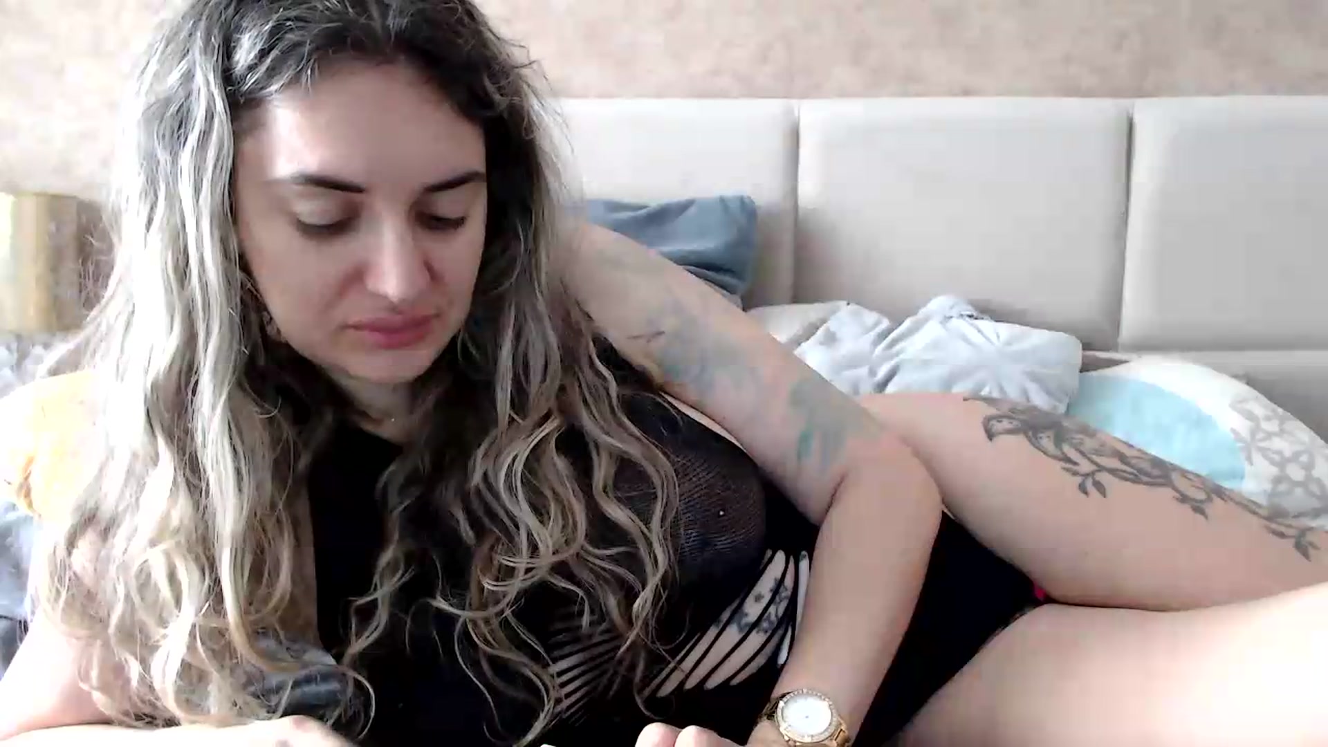 Gallery image thumbnail from MissDivinna's myfreecams stream on, 08/01/2026, 14:00 image 10 of 20