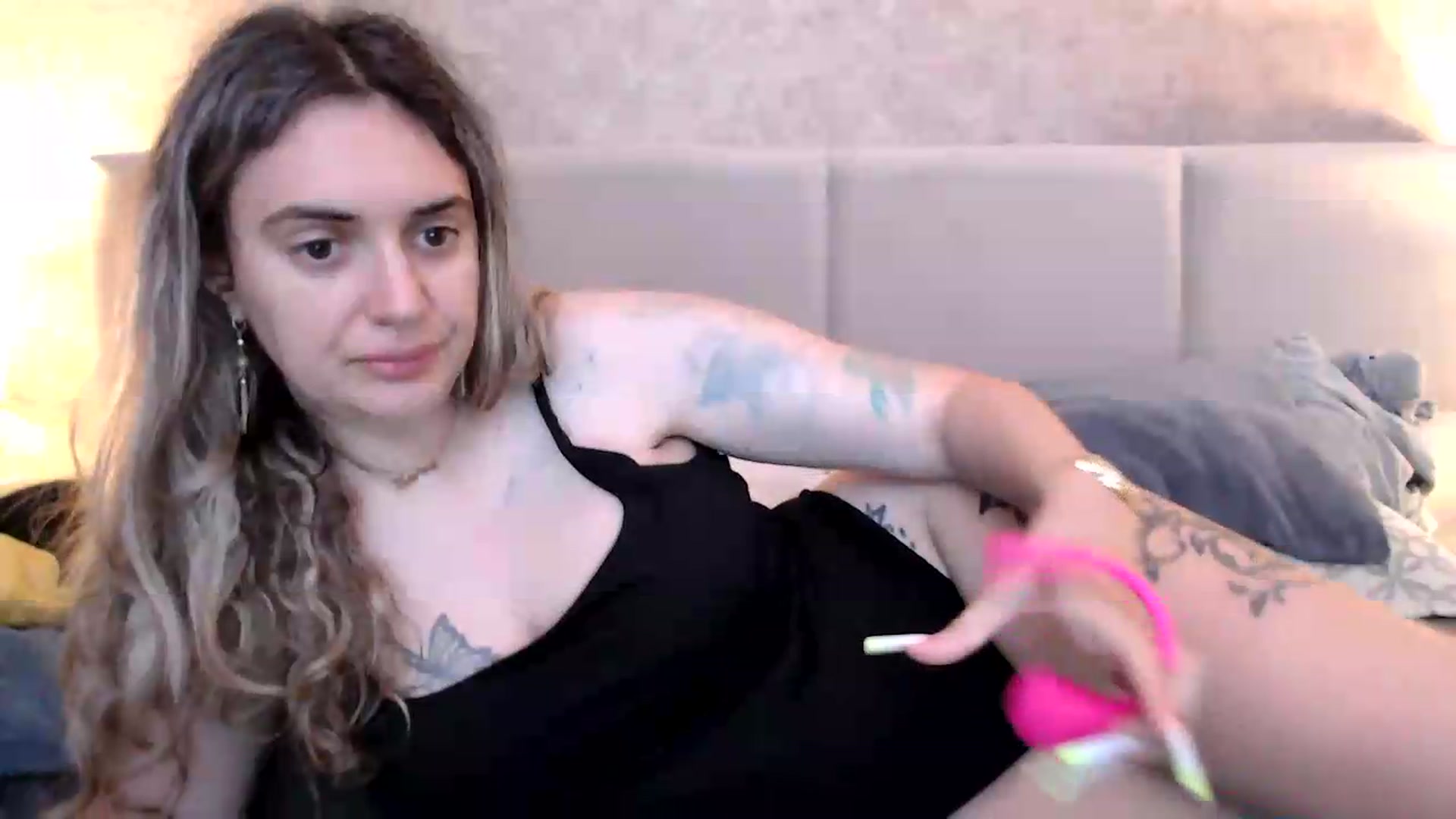 Gallery image thumbnail from MissDivinna's myfreecams stream on, 08/01/2026, 20:59 image 10 of 20
