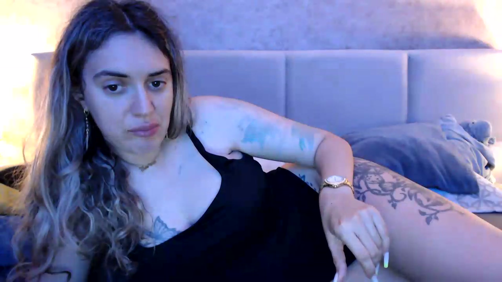 Gallery image thumbnail from MissDivinna's myfreecams stream on, 08/01/2026, 20:59 image 9 of 20