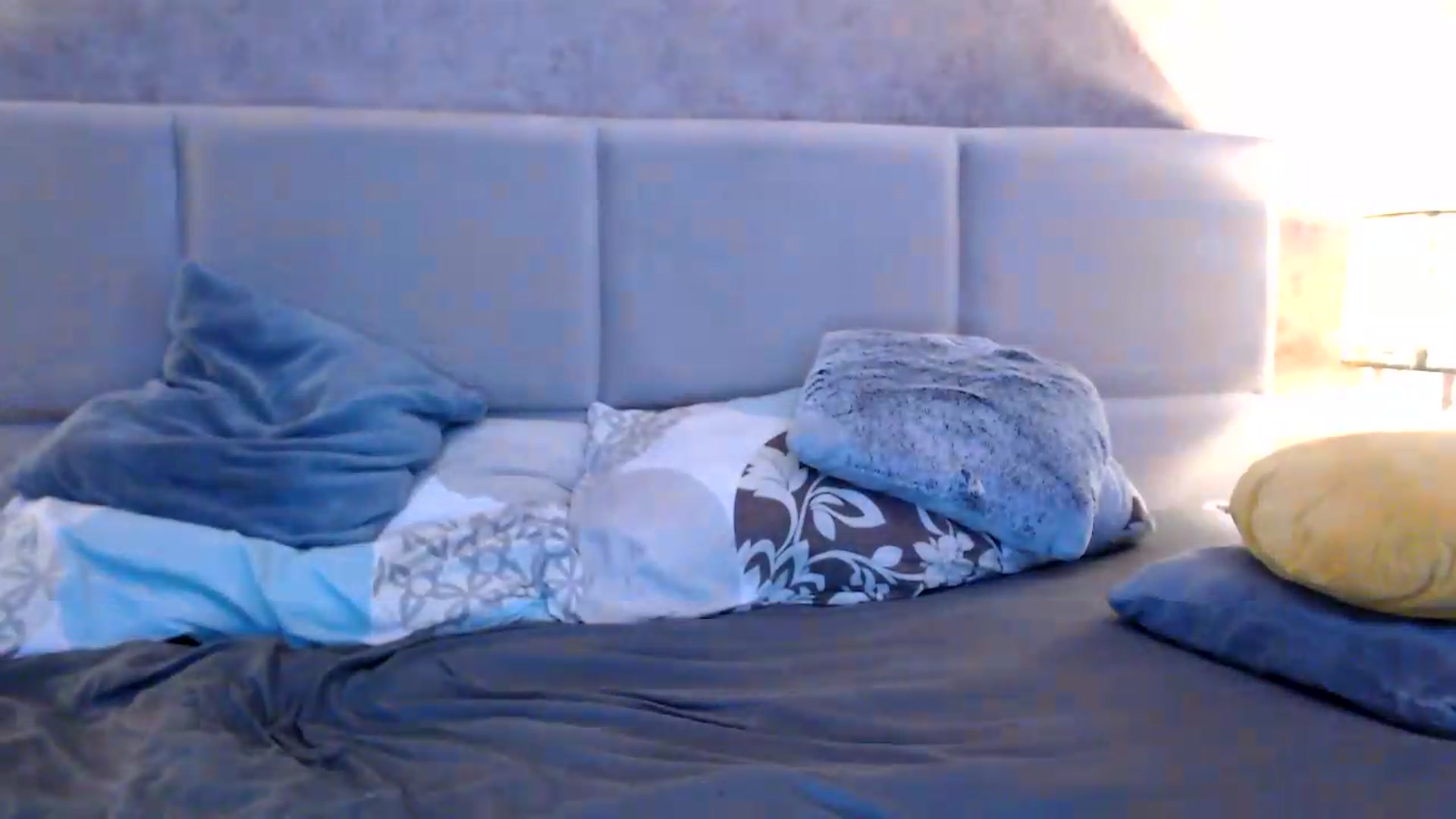 Gallery image thumbnail from MissDivinna's myfreecams stream on, 08/03/2026, 23:44 image 8 of 20