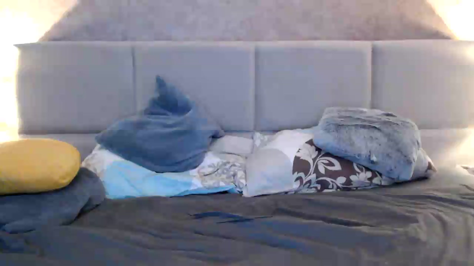 Gallery image thumbnail from MissDivinna's myfreecams stream on, 08/03/2026, 23:44 image 6 of 20