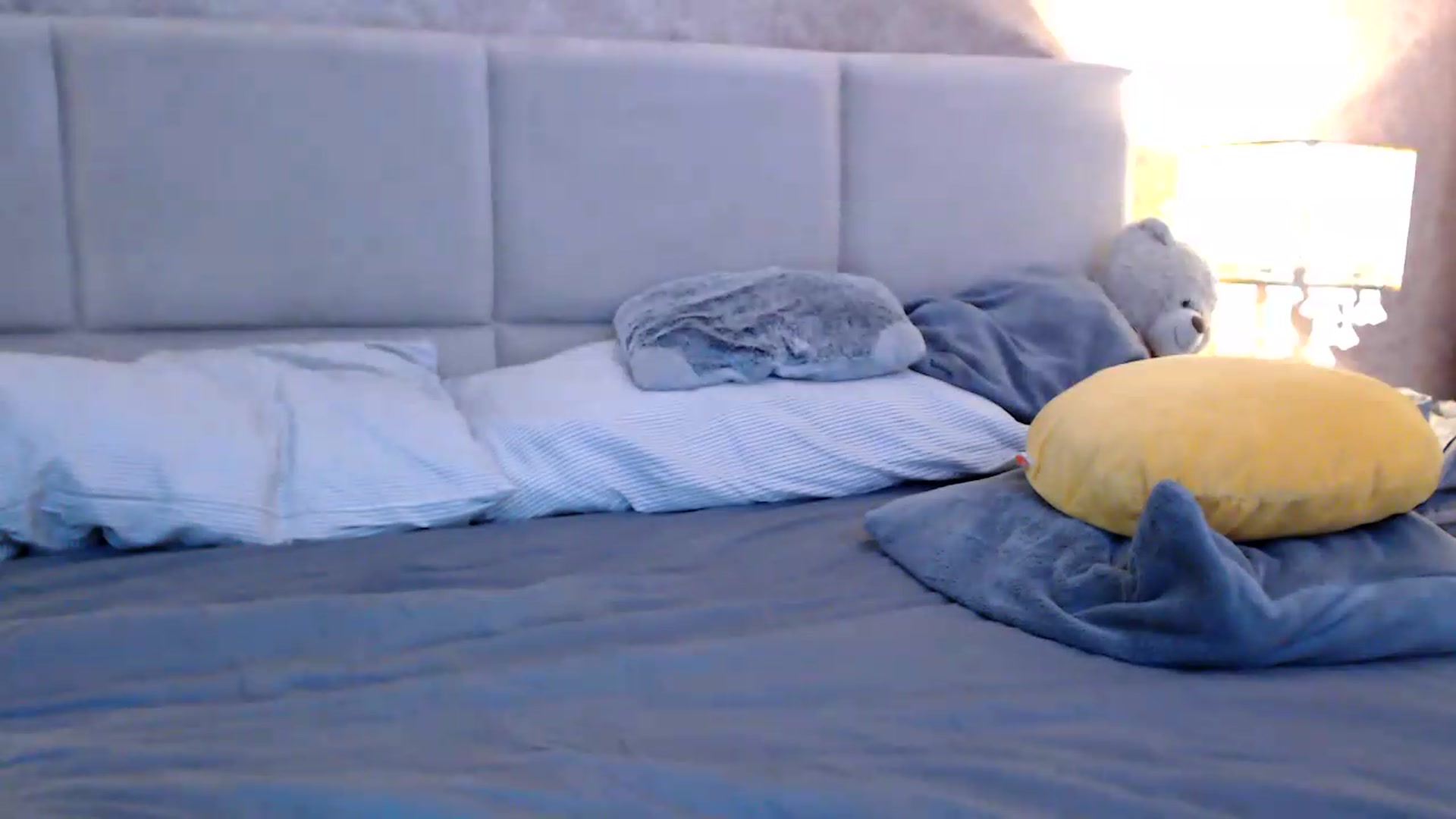 Gallery image thumbnail from MissDivinna's myfreecams stream on, 08/05/2026, 24:07 image 15 of 20