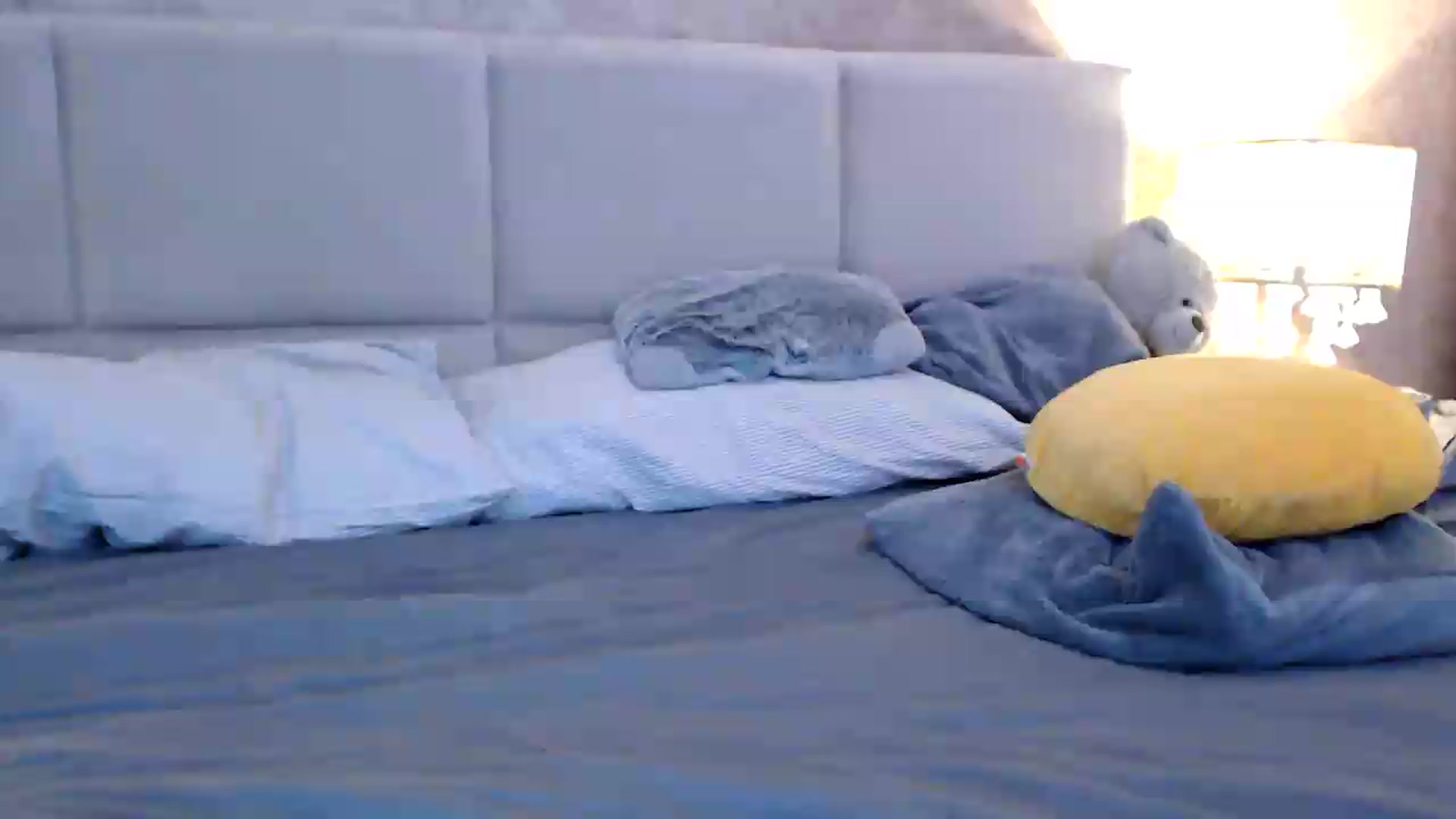 Gallery image thumbnail from MissDivinna's myfreecams stream on, 08/05/2026, 24:07 image 14 of 20