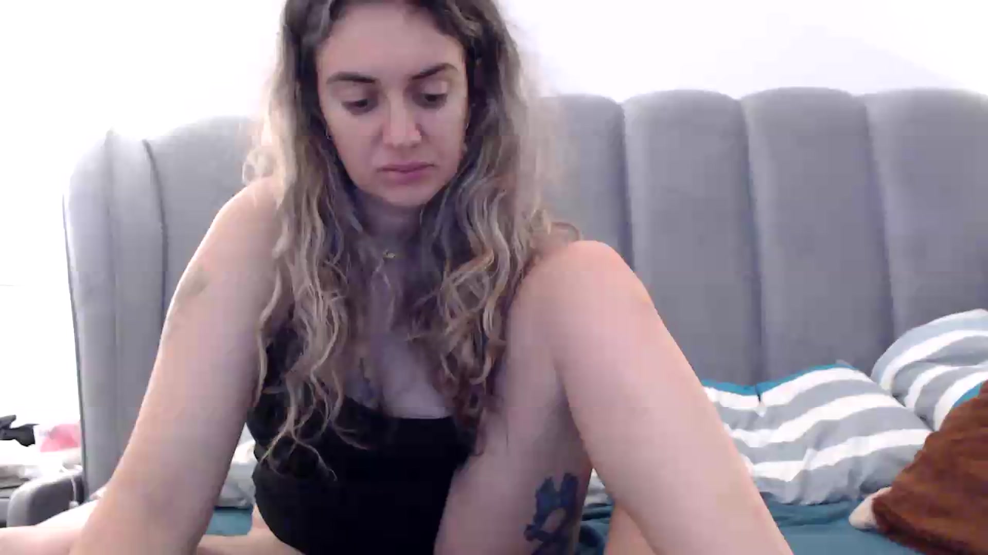Gallery image thumbnail from MissDivinna's myfreecams stream on, 08/06/2026, 22:50 image 11 of 20