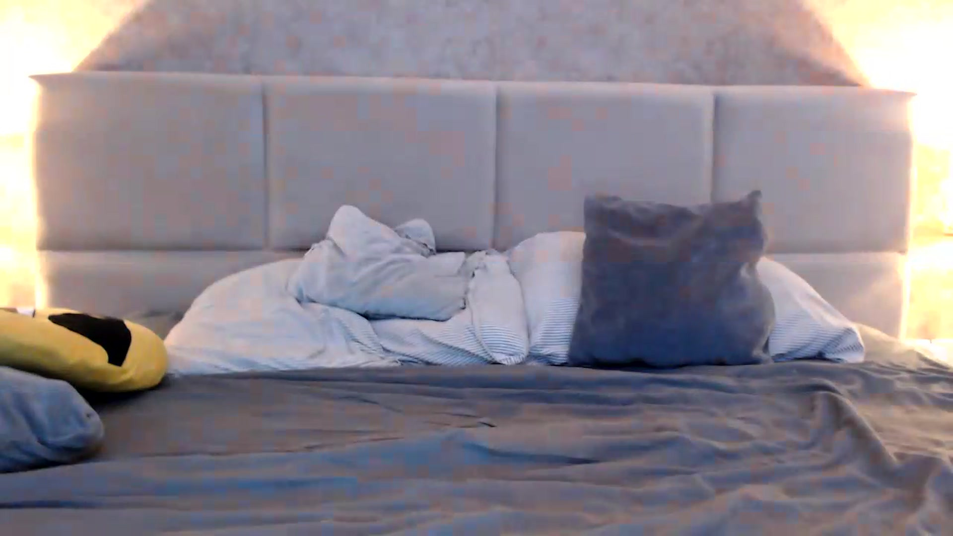 Gallery image thumbnail from MissDivinna's myfreecams stream on, 08/13/2026, 23:58 image 16 of 20