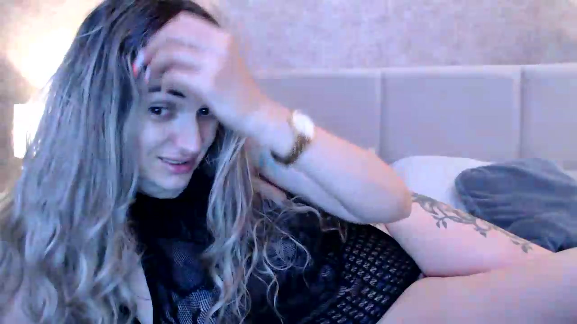 Gallery image thumbnail from MissDivinna's myfreecams stream on, 08/14/2026, 02:20 image 8 of 20